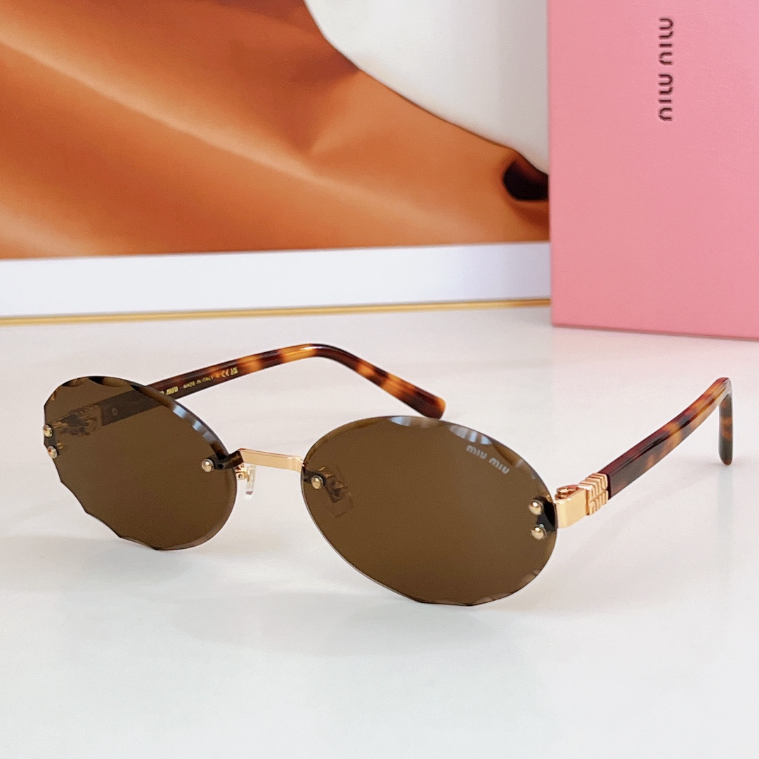  MIU MIU
MOD：MU125AV
Size：62口20 140
🔝🔝