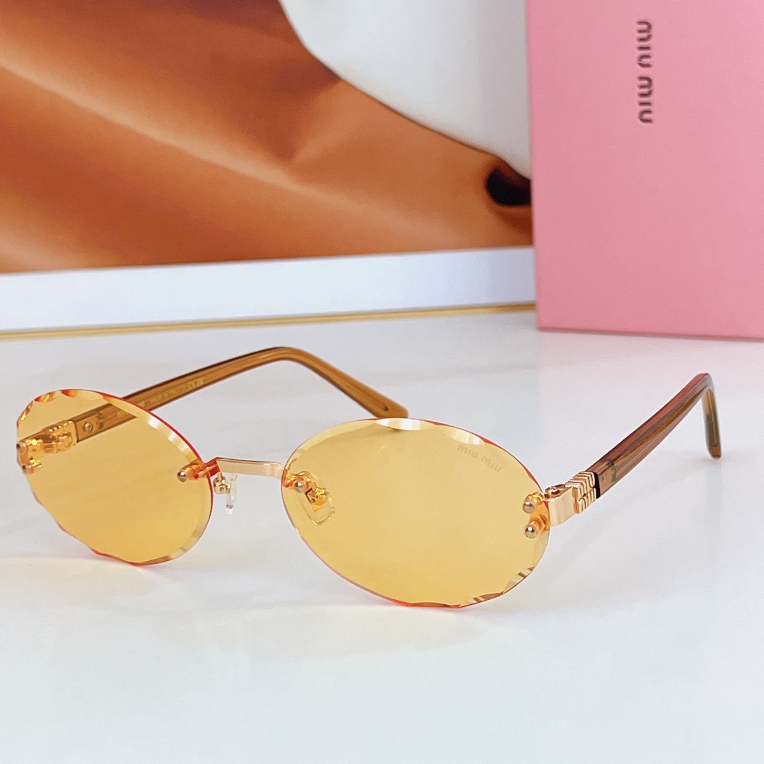  MIU MIU
MOD：MU125AV
Size：62口20 140
🔝🔝