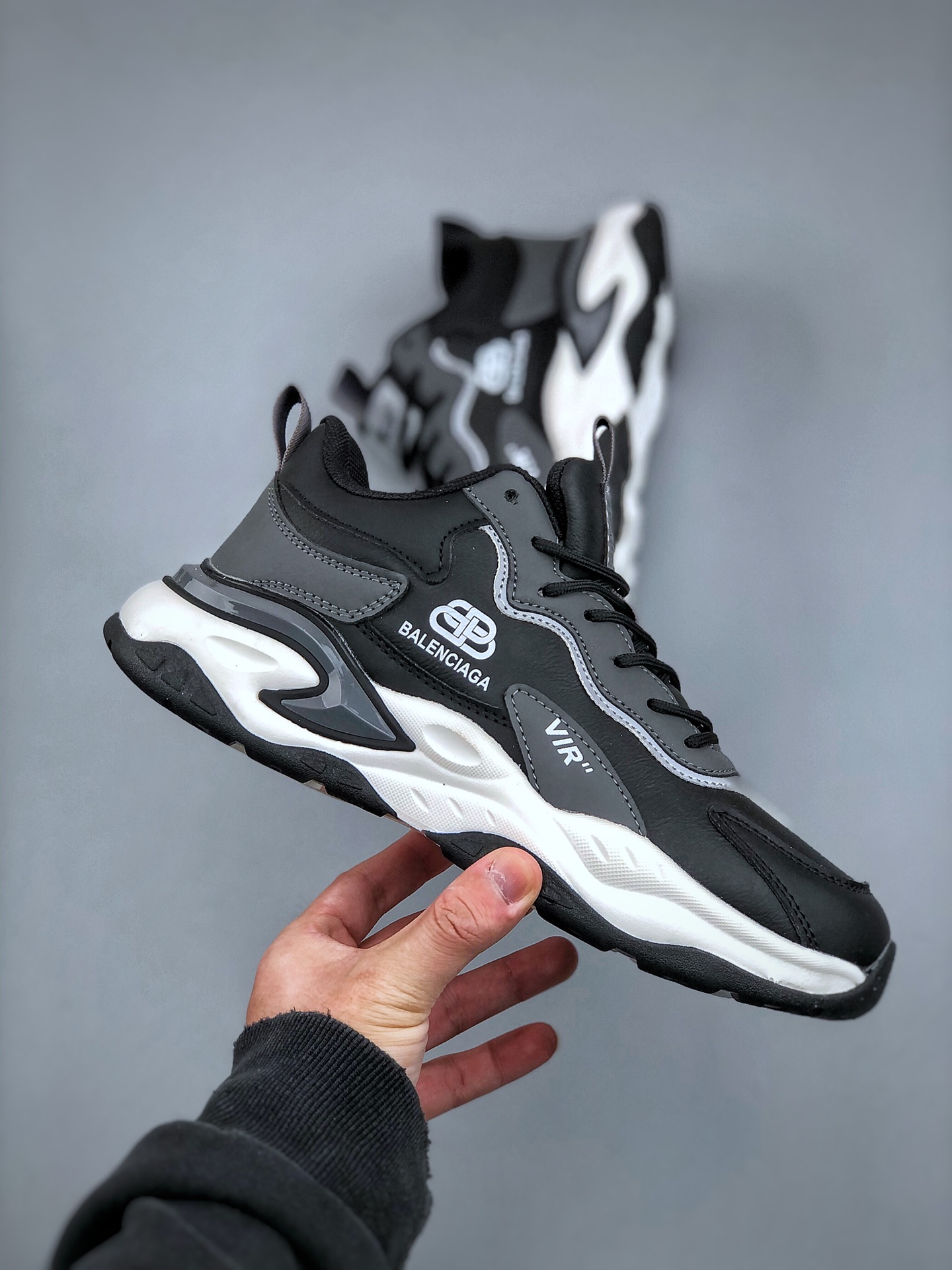 240  23ss巴黎世家BALENCIAGA Sneaker运动休闲鞋系列低帮潮流风百搭休闲运动鞋