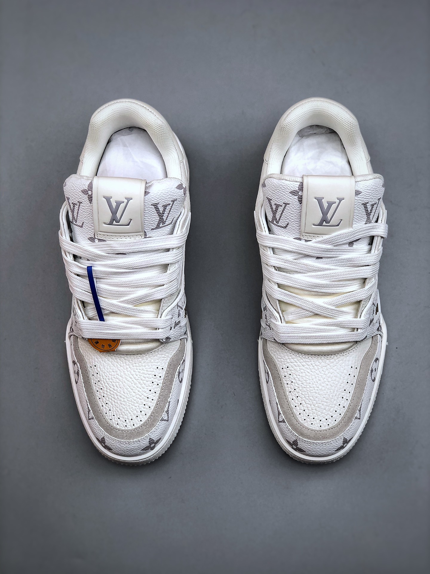 Louis Vuitton Trainer 2.0 Sneaker White Monogram Low Top, Size 39-45 5 i1742925490 5090 4