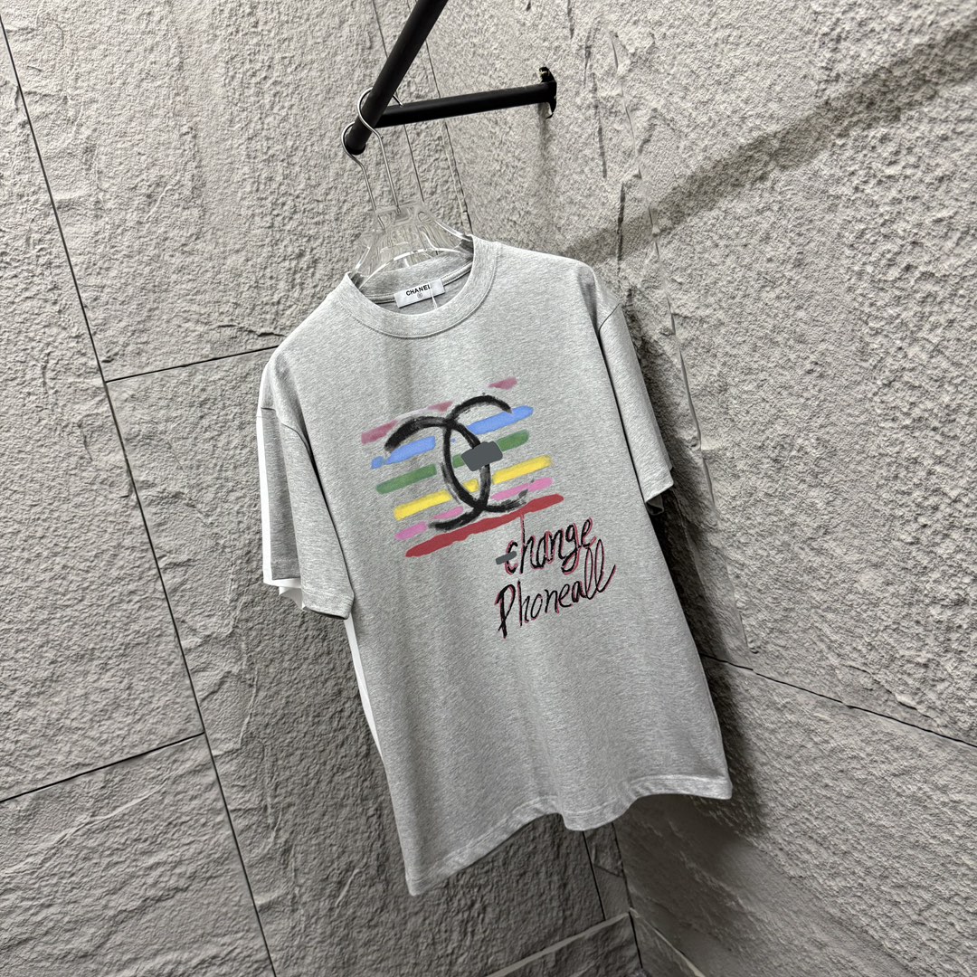 New Spring 2025 Classic Rainbow Letter Stamp T-shirts: Details on Sizes and Colors - 图片 2