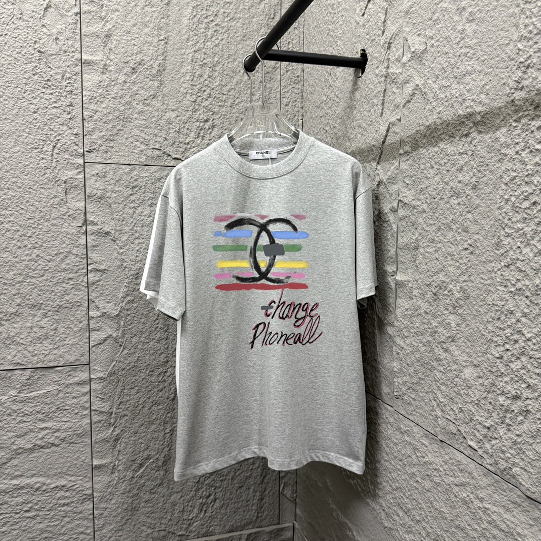 New Spring 2025 Classic Rainbow Letter Stamp T-shirts: Details on Sizes and Colors - 图片 1