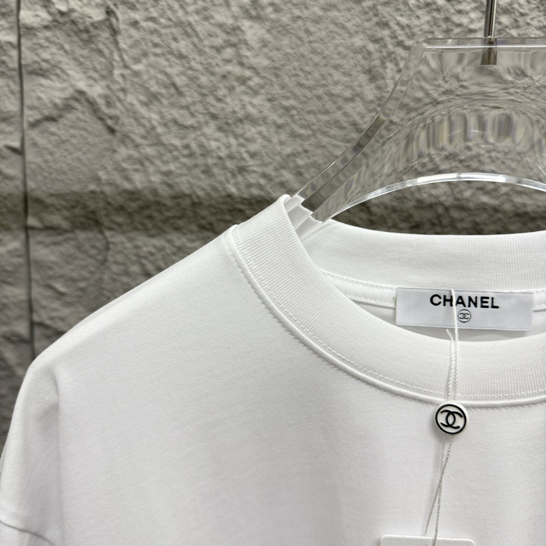 Customized T-shirts in Classic Colors for Spring 2025: Sizes and Pricing. - 图片 9