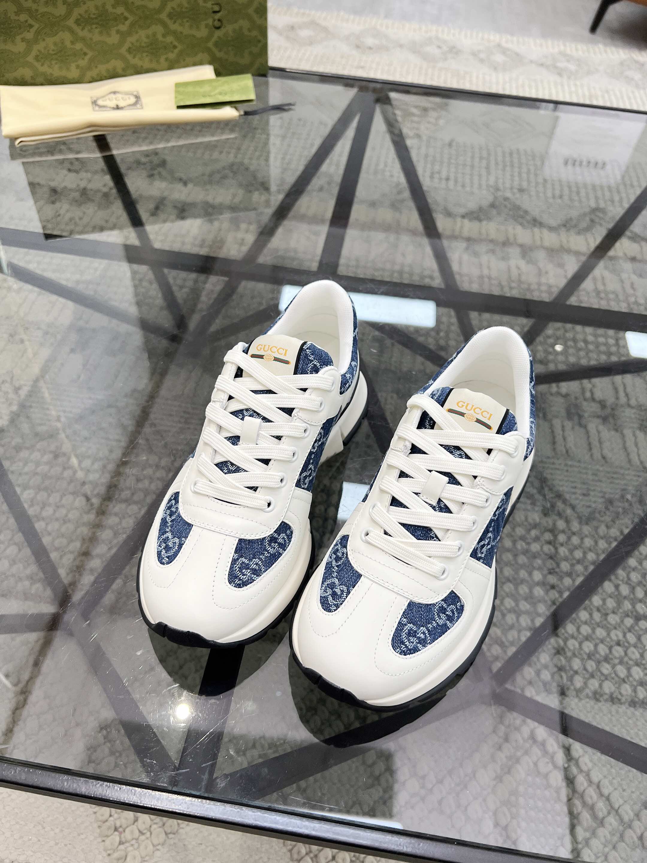 NO:222291,Brand G U C C I Color Original Color Code Number 38-44 Standard Code Price Material Guqi 2025 Top ·Original Product!  Premium and trendy men's sports and casual shoes!  A unique personality!  The upper is made of imported cowhide with Guqi printed logo spliced ​​cowhide inner lining. The original molded sole is high-quality and worthy of possession. Guqi casual shoes, cowhide19860909品牌G U C C I 颜色原版配色 码数38-44标准码 价格 材质古奇2025顶级·原单货！精品好货潮男运动休闲鞋！与众不同的个性！鞋面采用进口牛皮搭配古奇印花logo拼接牛皮内里 原版开模大底、高品质值得拥有,古奇 休闲鞋,cowhide,Men's shoes