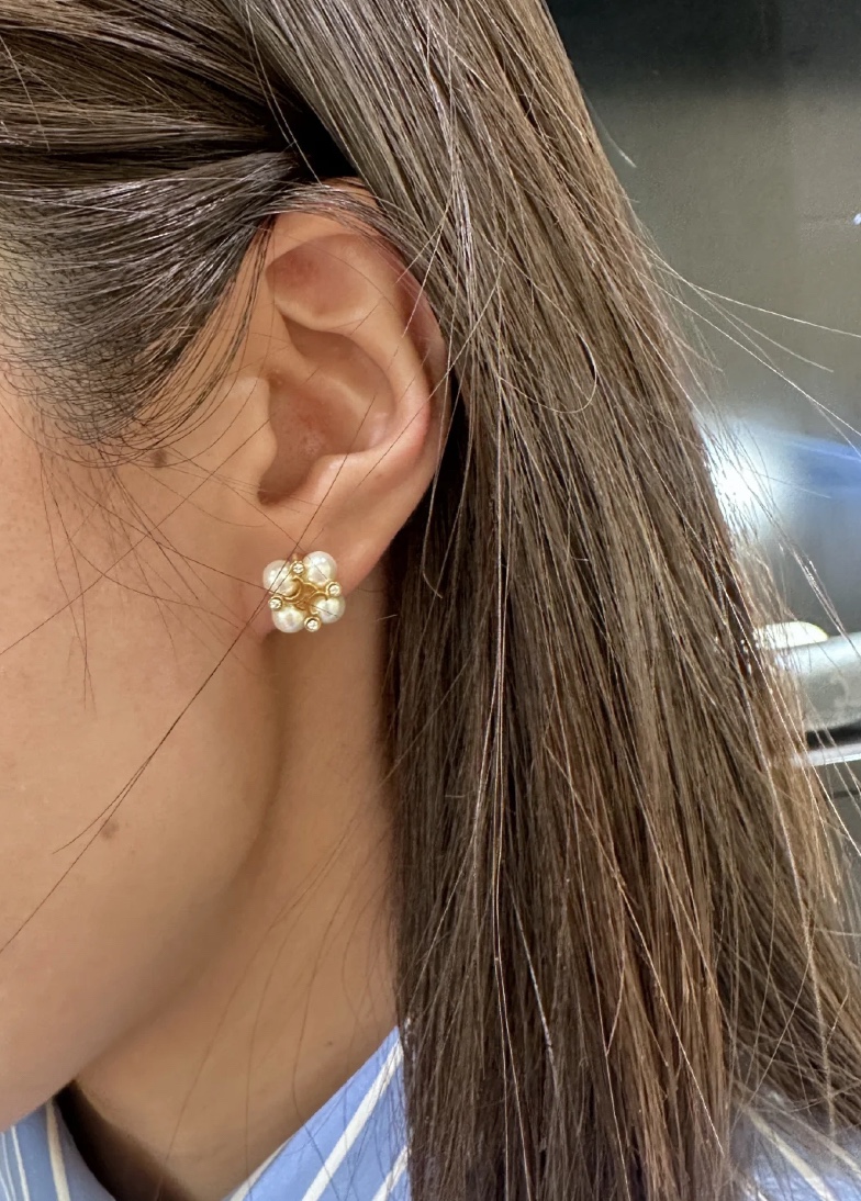 Celine celine耳钉 款 爆上新 一致zp