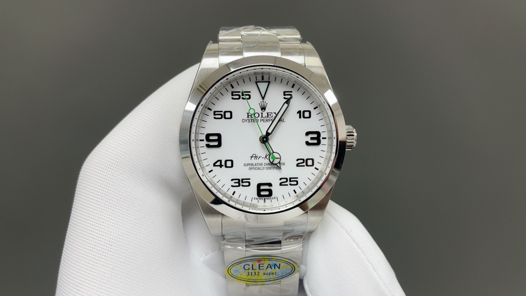 NO:392884,New Products Clean Factory/C Factory Rolex ROLEX MK1 Air Overlord Series 116900, three-code in one with NFC sensing card This Air Overlord, watch code 34Y6Y, watch buckle code, R3L. Model 116900 size 39mm, equipped with 3132 integrated movement movement movement / (non-small factory low version, movement has calendar gears and free space) Before this, there were also different factories, but none of them were particularly good, and some details can be said to be completely wrong. Out of personal feelings, this 39mm was specially made  The Sky Overlord. C factory is a fine product. Although this one is an aperture plate, the production process is not simple, especially the digital scale on the dial, the shape must be regular, the overall polishing is moderate, and the difficulty of filling in luminous. Including Rolex's unique Mercedes-Benz diving pointer, it can be said to be an advanced version of the Sky Overlord. However, it is not as ostentatious as a water ghost. It is low-key and restrained. It is a watch with very good playability. Watch code, 34Y6Y, watch buckle code, R3L, three-code-fit American version, with NFC, the simulation is self-evident. Then it will be released for players to appreciate, rolex19860909新品 Clean厂/c厂 劳力士 ROLEX MK1 空中霸王型系列一116900,三码合一附带NFC感应卡 本次空中霸王,腕表编码34Y6Y,腕表表扣编码, R3L.型号一116900尺寸39mm 搭载3132一体机机芯机芯/,（非小厂低版本,机芯有日历档位,有空档）在这之前也有不同工厂制作,但是都没有特别好的,甚至有部分细节可以说完全不对版.出于个人情怀,所以特别制作了这枚39mm 空中霸王.C厂出品,必属精品,这款虽然是光圈板带,但是制作工艺也并不简单,特别是表盘上的数字刻度,形状要规整,整体打磨适中,以及填充夜光的难度.包括劳力士独有的奔驰潜水指针.可以说是空中霸王的进阶版.但是又没有水鬼的张扬.低调且内敛.是可玩性非常不错的一枚腕表.腕表编码,34Y6Y,腕表表扣编码,R3L,三码合一定制美版,附带NFC,仿真度不言而喻.随后也会放出真假对比供玩家鉴赏,,rolex,Watch