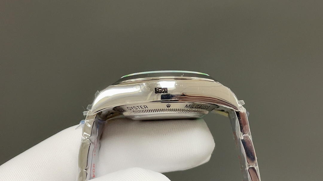 Rolex 劳力士 三码合一 附带NFC感应 116400闪电针 绿玻璃904L