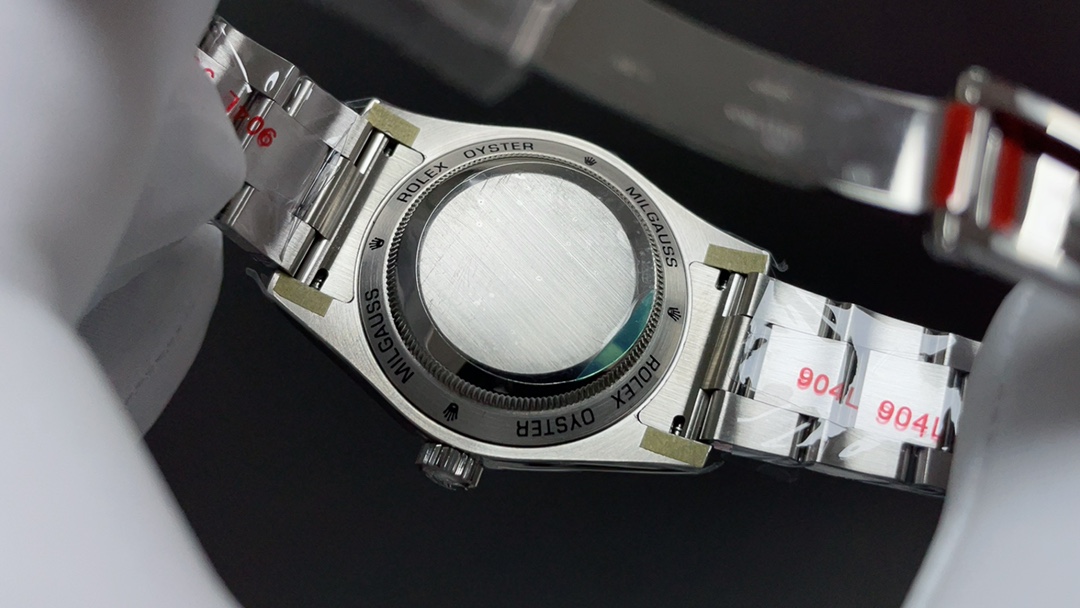 Rolex 劳力士 三码合一 附带NFC感应 116400闪电针 绿玻璃904L