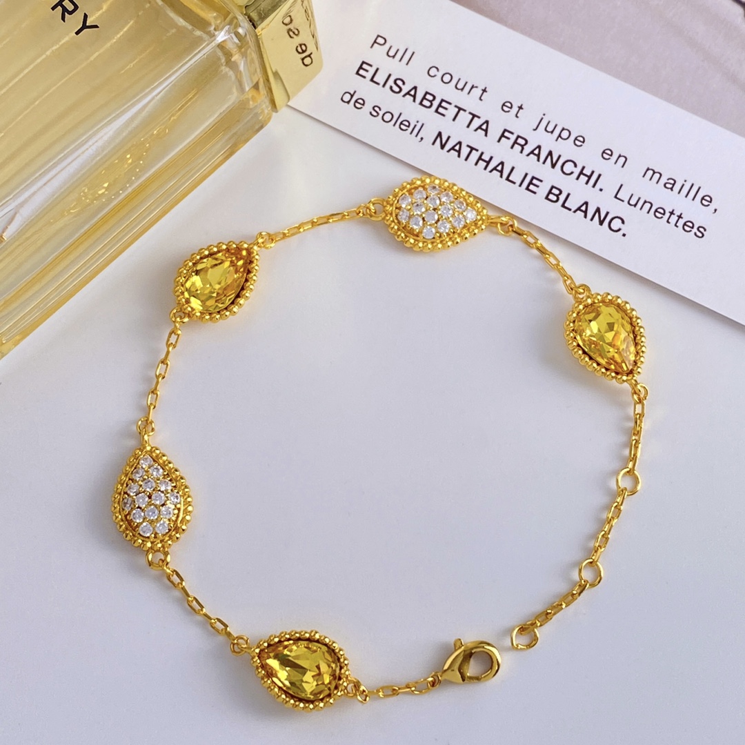 BS80 P300 Bracelet: Dopamine Style with Man-Made Colored Stones and Gold Chain