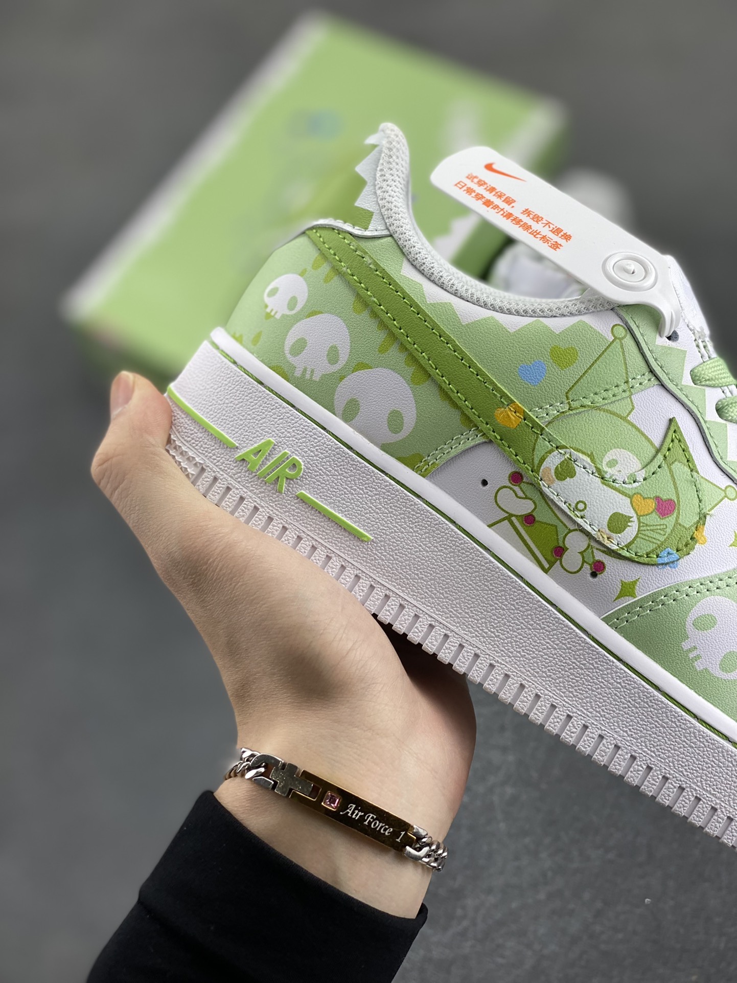 图片[6]-超限量联名  Doraemon×Nike Air Force 1 Low小巫女联名款 渐变白青绿 骷髅头空军一号低帮休闲板鞋 定制皮料 纯正空军板型 原装定制鞋盒 原楦头原纸板 内置全掌气垫 货号：CW2288-111 尺码：36 36.5 37.5 38 38.5 39 40 40.5 41 42 42.5 43 44 44.5 45-选品中心