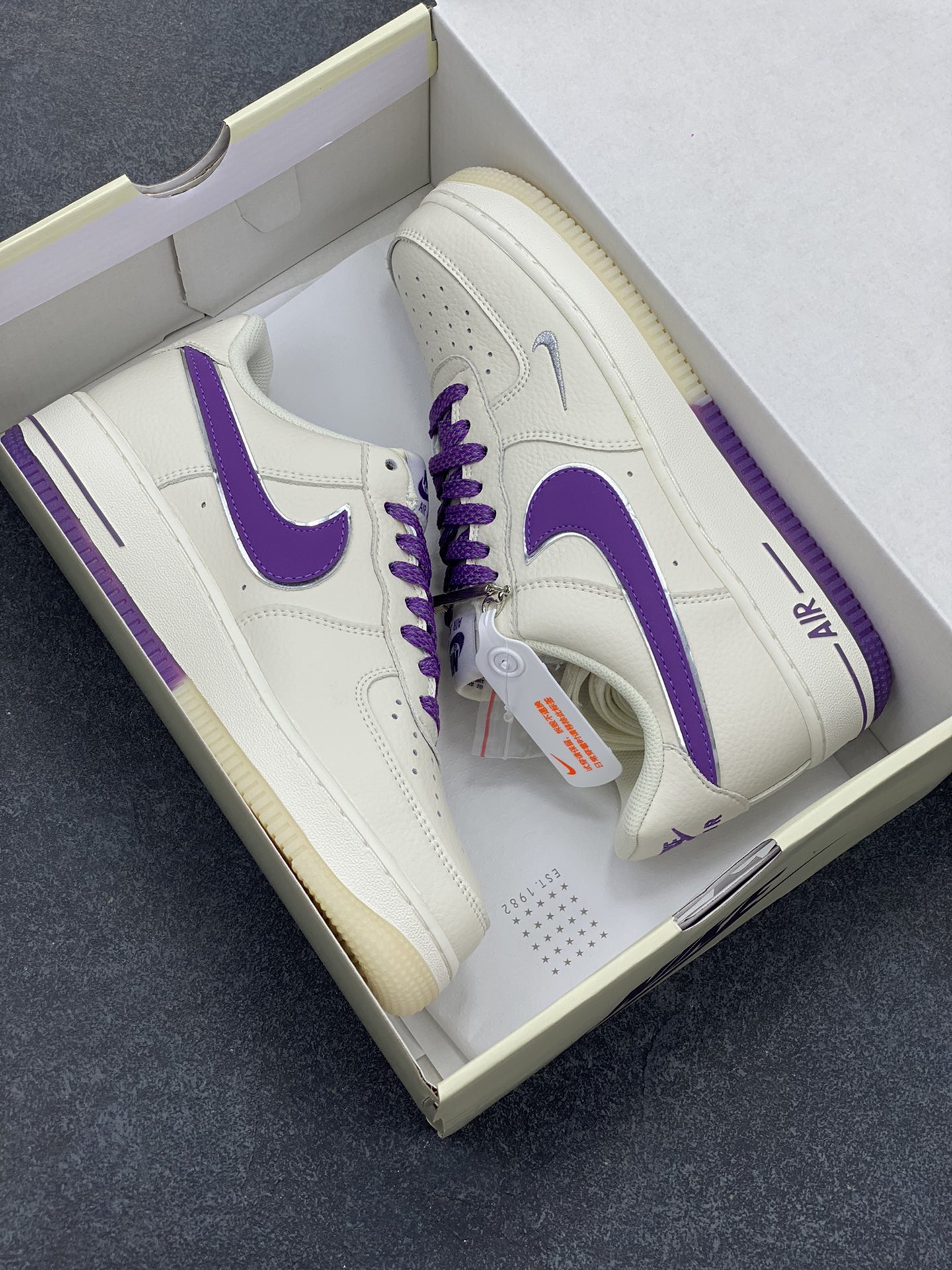 图片[9]-Nike Air Force 1 Low 米紫双色底 满天星空军一号低帮休闲板鞋 3M反光 水晶大底 定制鞋盒 原楦头原纸板 纯正空军版型 内置全掌气垫 货号：JJ0253-010 尺码：36 36.5 37.5 38 38.5 39 40 40.5 41 42 42.5 43 44 44.5 45-选品中心