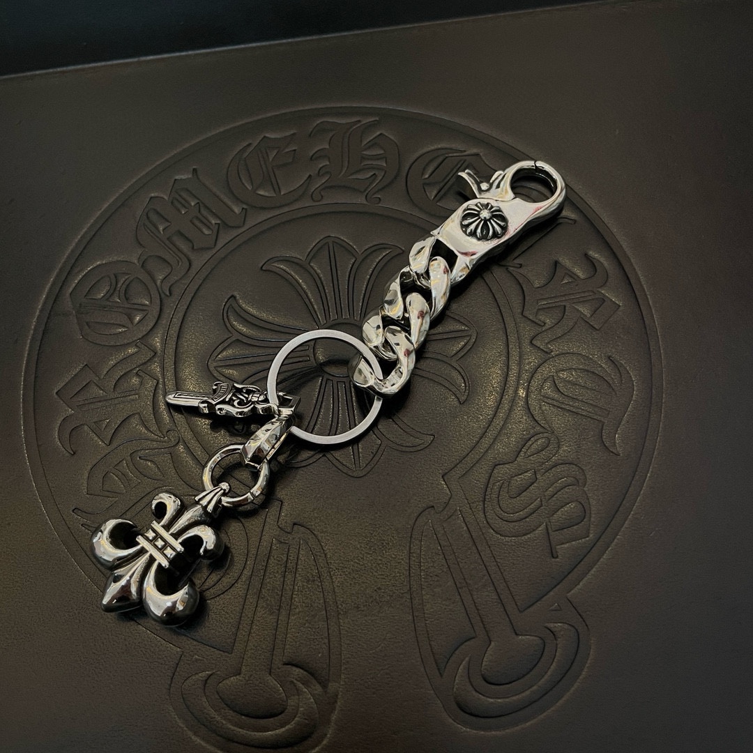 NO:112217,Chrome Hearts Crosin Cross Key Chain Lobster Buckle Sword Scout Flower Pendant, Engraving Craftsman Quality Pure Handmade ~ Genuine Model Opening Fashion Essentials for Men and Women Wear Couple Style Rock Punk Tsing Silver Style Retro Elements Trendy and All-match Official Website, Elegant Jewelry, Chrome Hearts, Keychain19860909批 Chrome Hearts  克罗心十字架钥匙扣大龙虾扣 宝剑童军花吊坠,雕刻工艺 精工品质 纯手工打造 ～正品开模潮流时尚必备 男女均可佩戴 情侣款同款 摇滚朋克泰银风格 复古元素 潮流百搭 官网同款,饰品精品,chrome hearts,chrome hearts,keychain,Jewelry