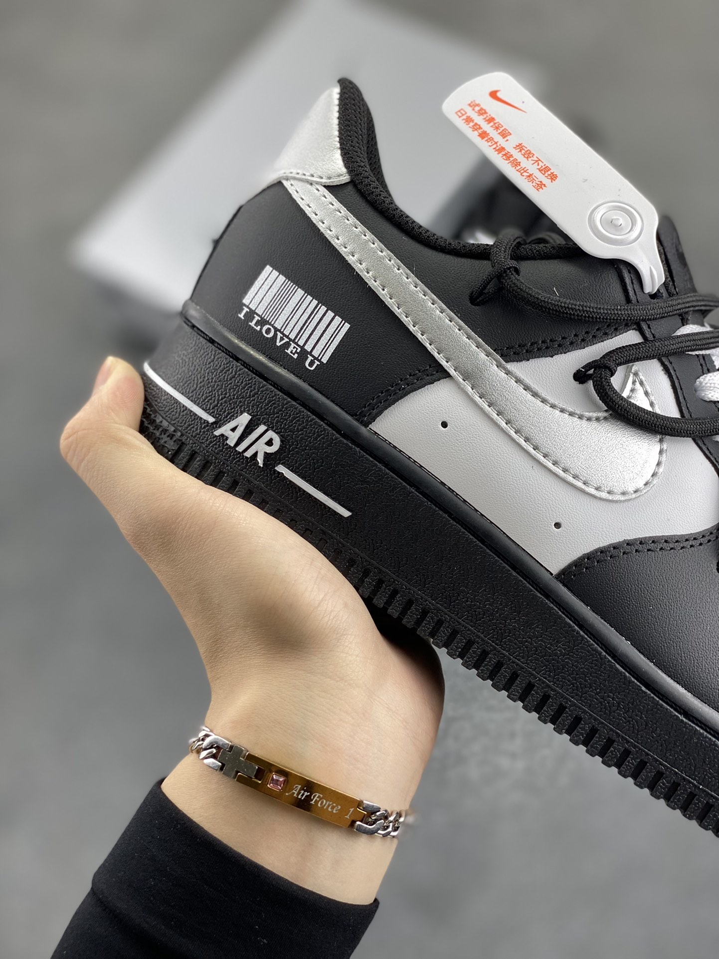 图片[6]-Nike Air Force 1 Low’07 银翼熊猫 空军一号绑带低帮休闲板鞋 定制皮料 定制鞋盒 配件齐全 原楦原纸板 纯正空军版型 内置全掌气垫 货号：ZH0316-064 尺码：36 36.5 37.5 38 38.5 39 40 40.5 41 42 42.5 43 44 44.5 45-选品中心