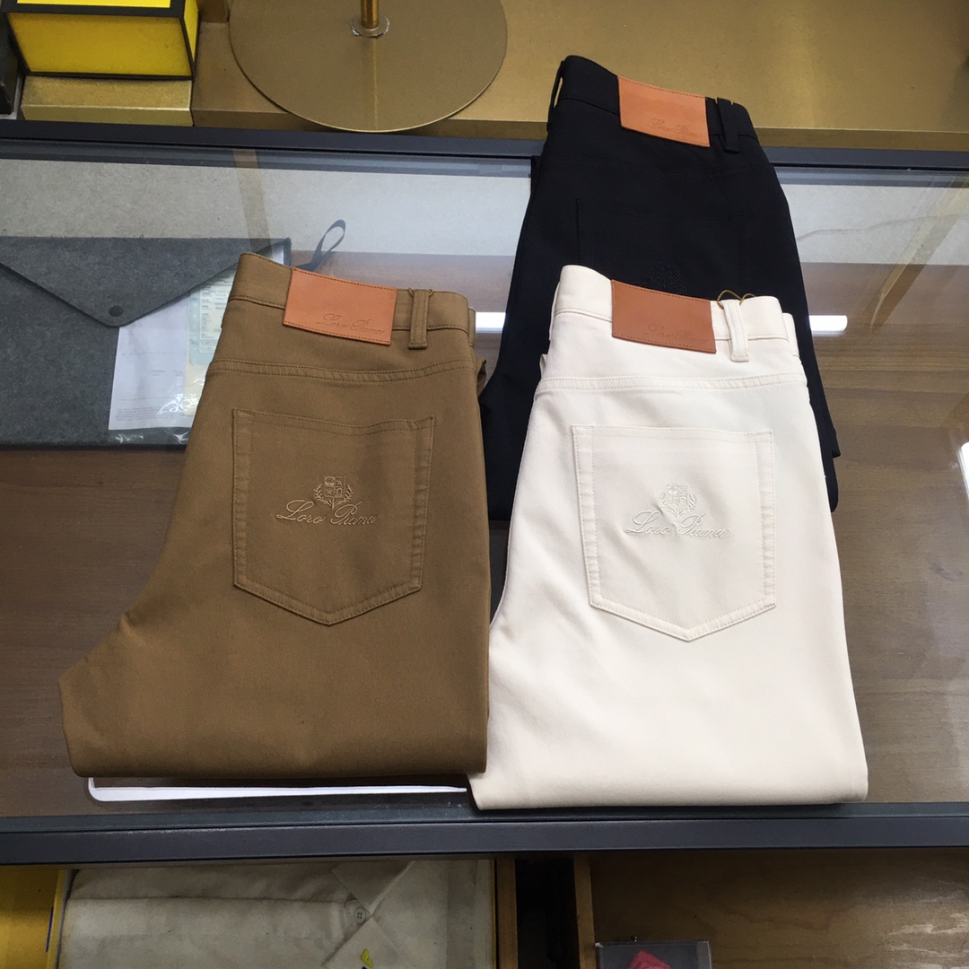 NO:132769,High-end business casual pants [LP] 2025 new high-end quality casual pants!  The official website is released simultaneously. The brand's classic logo casual pants, customized fabric, excellent comfort, strong hand touch. Very high recognition, perfect quality craftsmanship. Size 30-3635,,loro piano,alexander wang19860909高端商务休闲裤【LP】 2025新款高端品质休闲裤！官网同步发售.品牌经典logo休闲裤 ,定制面料,舒适度极好,手触感强烈.辨识度极高,完美品相工艺. 尺码30-3635,,loro piana,alexander wang,Men's clothing