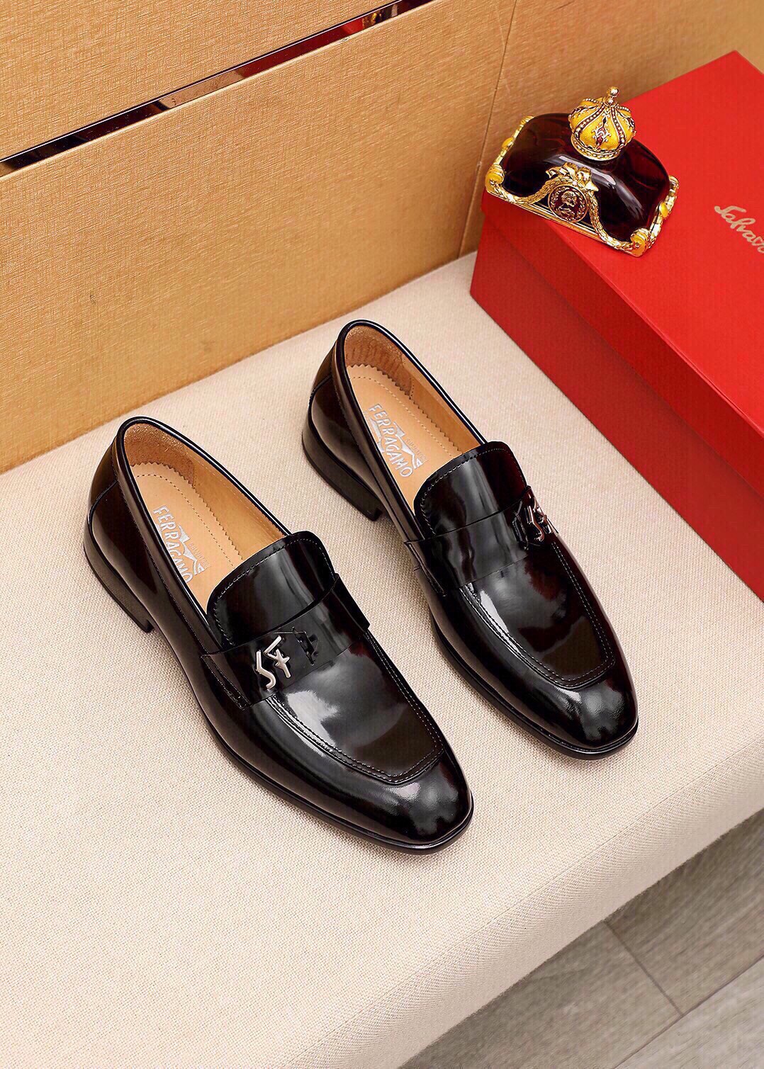 NO:274945,Product trademark Ferragamo 