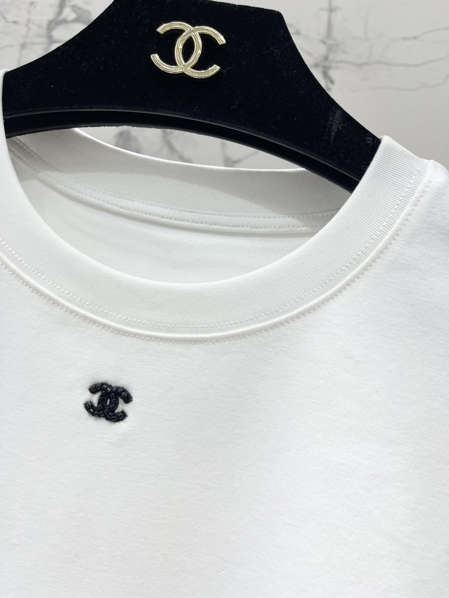 Chanel-Inspired White Corset T-Shirt with Embroidered Logo, Slim Fit 4 i1743045193 2214 2