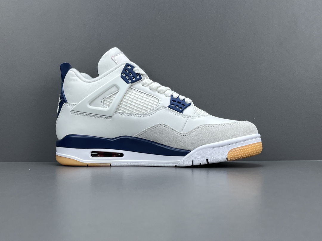  
【OG版 AJ4】Nike SB x Jordan Air Jordan 4 Sapphire 蓝宝
