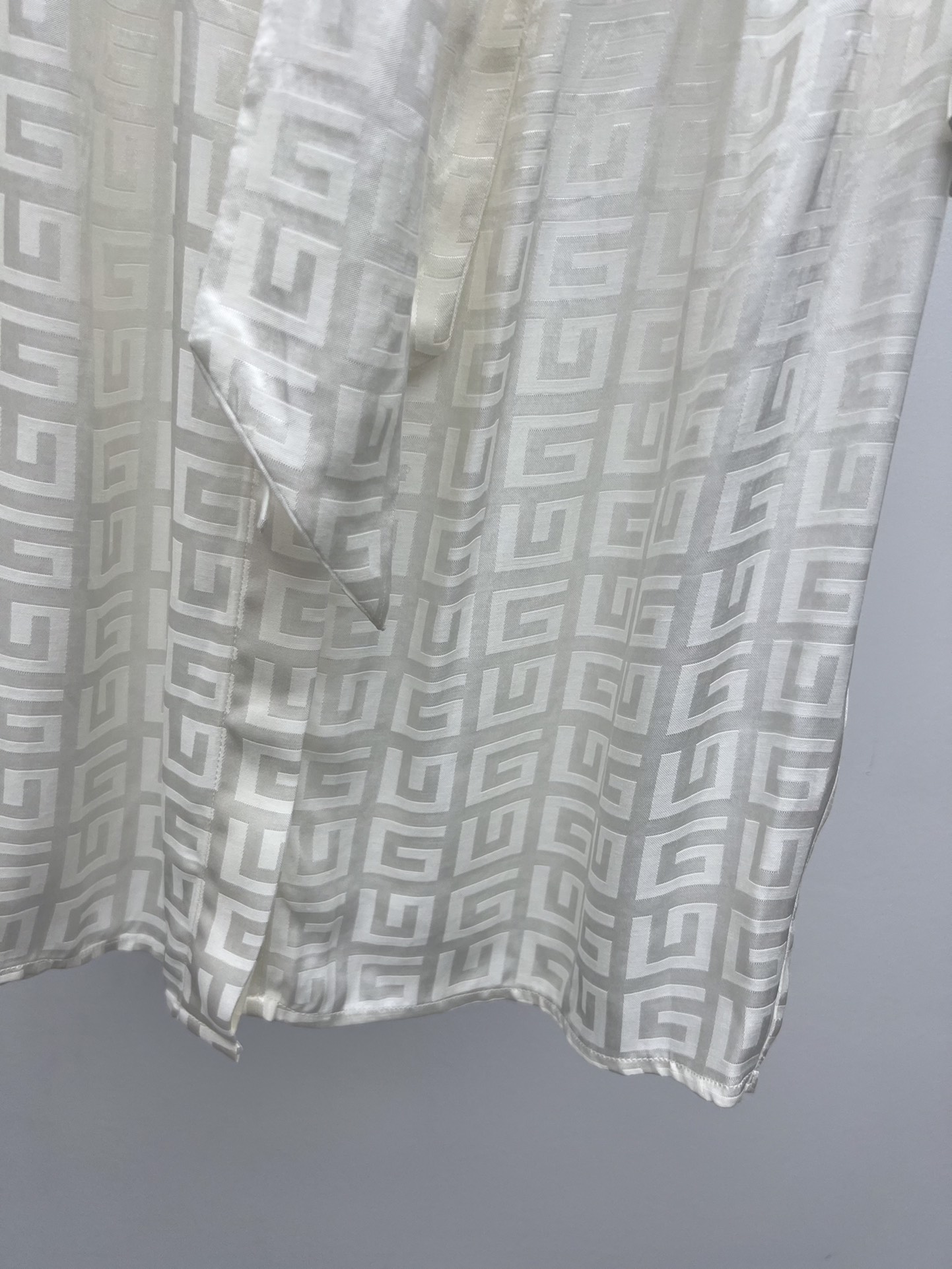 Givenchy Floral Women’s Suit: Acrylic Silk, Versatile Design for Stylish Look - 图片 5