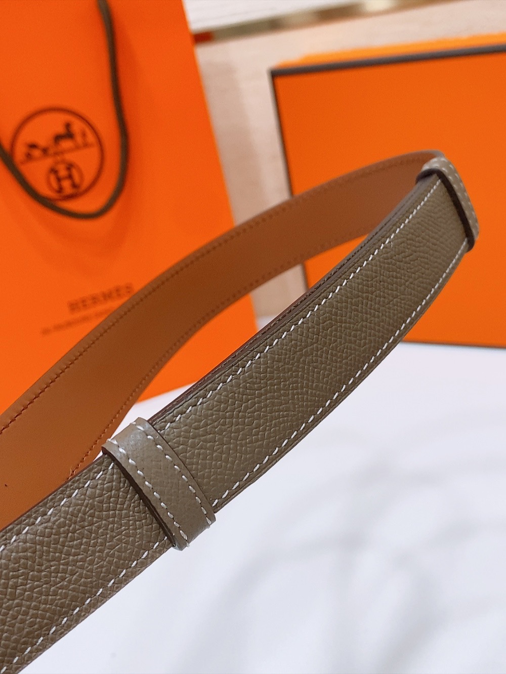 Hermès 代购级 爱马仕 ，搭配镀金 镀银皮带扣 ｜不分码 伸拉调节
