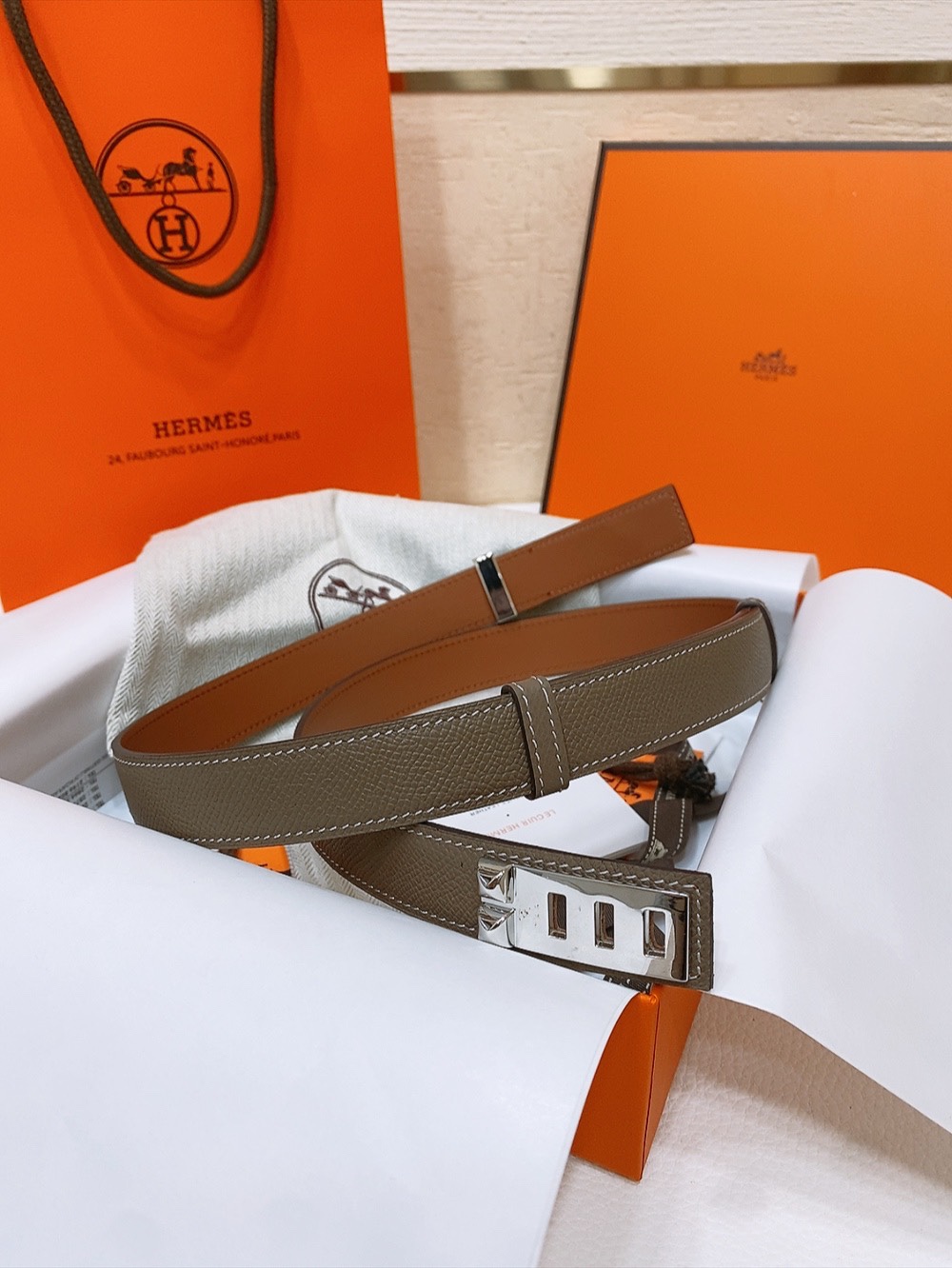 Hermès 代购级 爱马仕 ，搭配镀金 镀银皮带扣 ｜不分码 伸拉调节