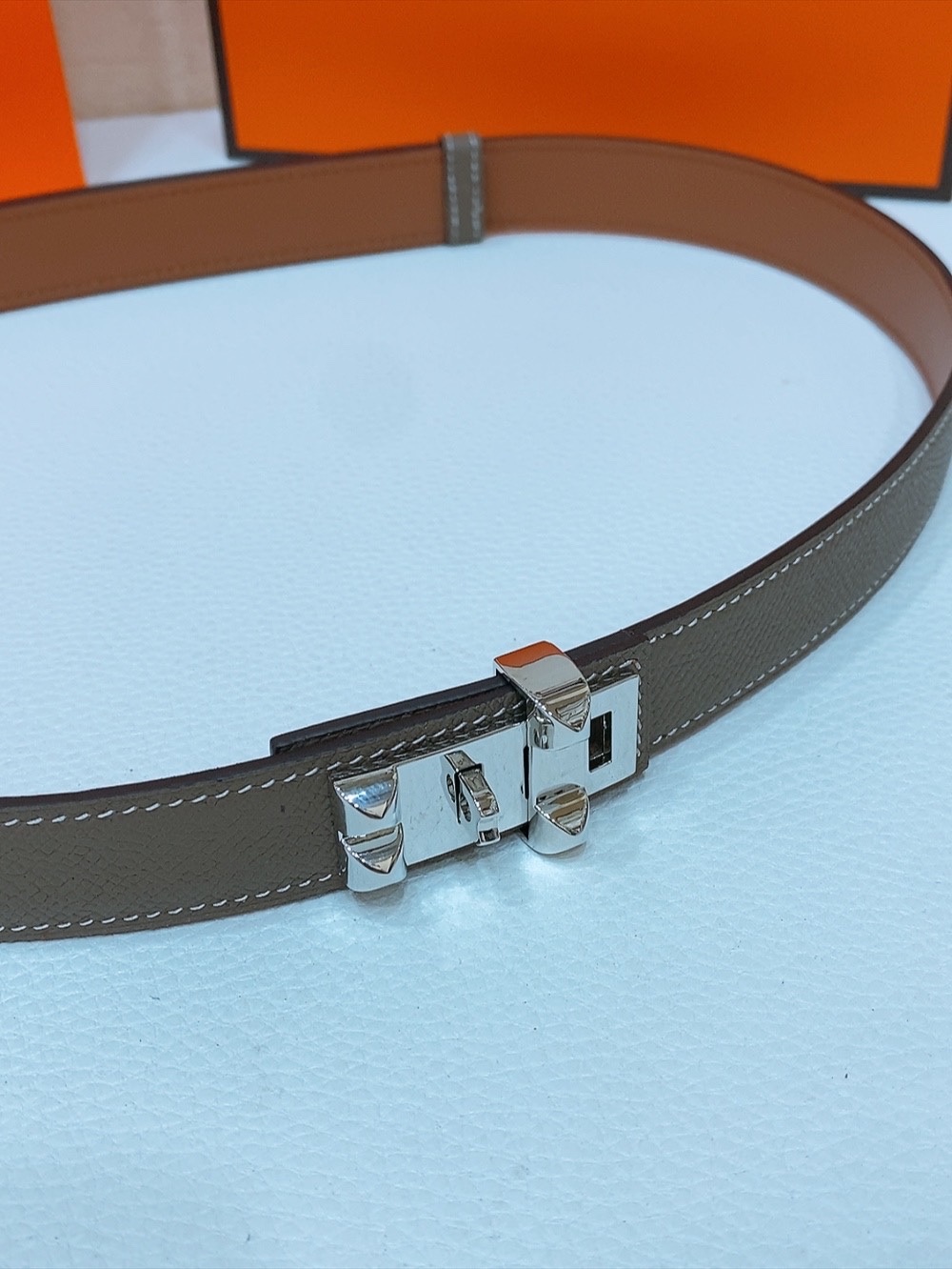 Hermès 代购级 爱马仕 ，搭配镀金 镀银皮带扣 ｜不分码 伸拉调节