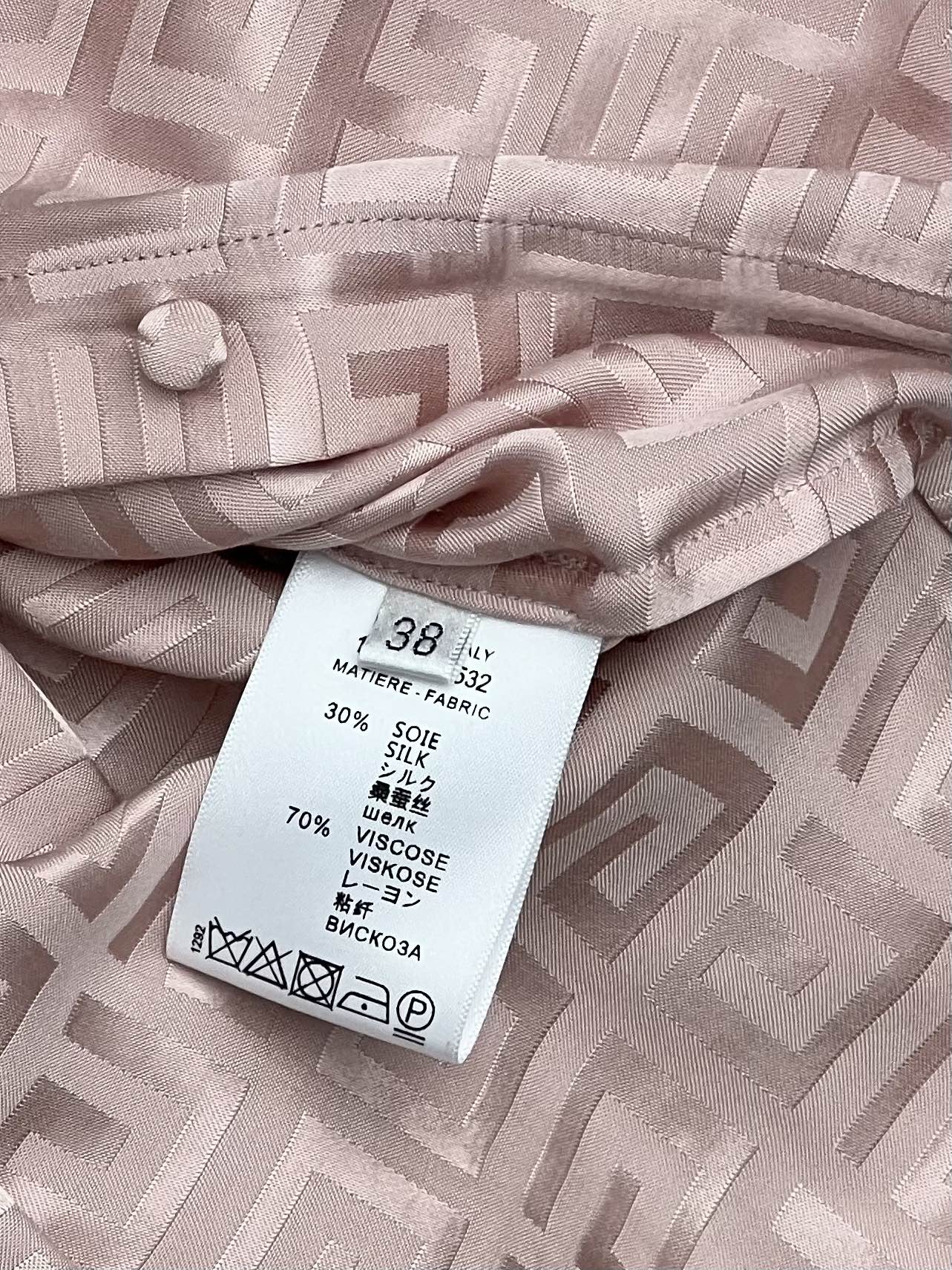 Givenchy Women’s Suit: First-rate, Hard-core Design with Floral Print and Versatile Belt - 图片 9