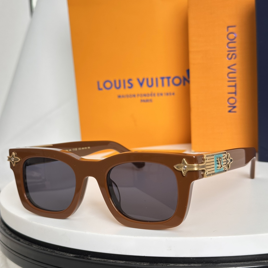   变色片 ‼️LOUIS VUITTO*
MODEL：Z2529U Z2556U
SIZE：49口24