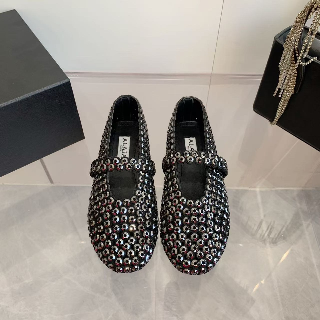 NO:246336,ALAIA Ballet Top Version French Elegance Sweet and Cool Ballet Style Romantic and Charming Super Comfortable and versatile Upper ZP Handmade Pinning, Imported Sheepskin Inside Outsole ZP Customized Replica Outsole Size35-39 (40.41.42 Order), Ballet Shoes, alaia, sheepskin19860909ALAIA 芭蕾舞 顶级版本 法式优雅 甜酷芭蕾风 浪漫又迷人 超级舒适百搭 鞋面ZP手工打钉 内里进口羊皮 大底ZP定制复刻大底 Size35-39（40.41.42 订）,芭蕾舞鞋,alaia,sheepskin,Women's Shoes