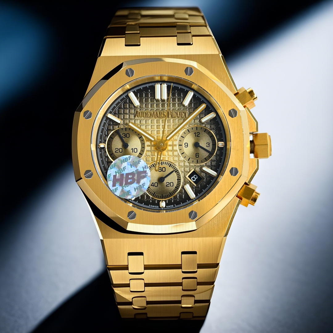 NO:392920,HBF Factory Audemars Piguet new model (50th anniversary celebration) The biggest end of the year is the highest version of the market (original mold opening, three-piece shell cover, one-to-one original replica, making it the thinnest and best, and avoiding fake at a glance) Audemars Piguet Royal Oak Series 26240ST.OO.1320ST.01 Chronograph!  1 It adopts a chronograph movement that is the same as the genuine product (6-character small seconds)!  The 2316L stainless steel case (three-piece case cover) has been brushed and partially polished and polished, showing a unique temperament of exquisite and toughness!  3 literal LOGO uses real T letters, which makes it more three-dimensional, non-market UP 4 rough and atmospheric 41mm dial, 14mm thickness, full of strength!  5 Super luminous display, you can read time in any environment!  HBF took 16 months to 1-1 original reproduction, masterpiece, flash sale of ordinary versions of the market, welcome to appreciate, audemars19860909HBF Factory 爱彼 Audemars Piguet新款（ 50周年庆） 年末重磅 市场最高版本（原版开模,三件壳套,一比一原版复刻, 做到最薄最好,杜绝一眼假） 爱彼皇家橡树系列26240ST.OO.1320ST.01 计时码表！ 1采用同正品一致（6字位小秒）计时机芯！ 2316L精钢表壳,（三件壳套）通过拉丝和部分抛光打磨处理之后,展现出精致而硬气的独特气质！ 3字面 LOGO 采用是真丁字母,显更加立体,非市场贴 UP 4粗犷大气的41mm表盘,14mm 厚度,劲道十足！ 5超强夜光显示,可以在任何环境下读取时间！ HBF 耗时 16 个月一比一原版复刻,匠心力作 ,秒杀市场普通版本,欢迎各位表友品鉴,,audemars,Watch