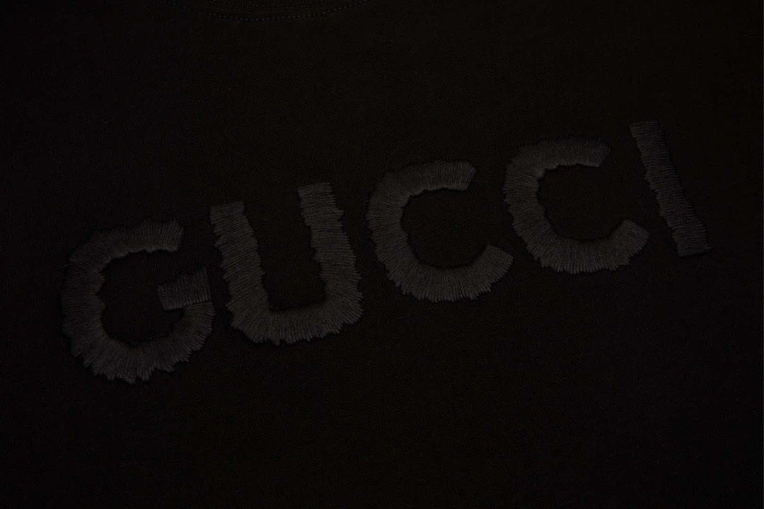 古驰/Gucci 夏季新品 立体字母刺绣圆领短袖T恤
