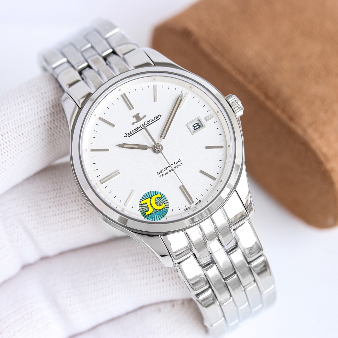 NO:149126,V9 new product Jaeger-LeCoultre Calendar Series This watch movement uses an all-in-one 899 model movement, with a 28800 beat-moving time stable, 39mmX9.8mm, a delicate ultra-thin appearance, sapphire mirror glass, which looks particularly exquisite, and the strap can be selected as steel belt or belt!  ,jaeger-lecoultre19860909V9新品积家大师日历系列 该腕表机芯采用改一体机899型号机芯,机芯28800节拍走时稳,39mmX9.8mm,精致的超薄形外观,蓝宝石镜面玻璃,显得格外的精致,表带可选钢带或皮带！,,jaeger-lecoultre,Watch