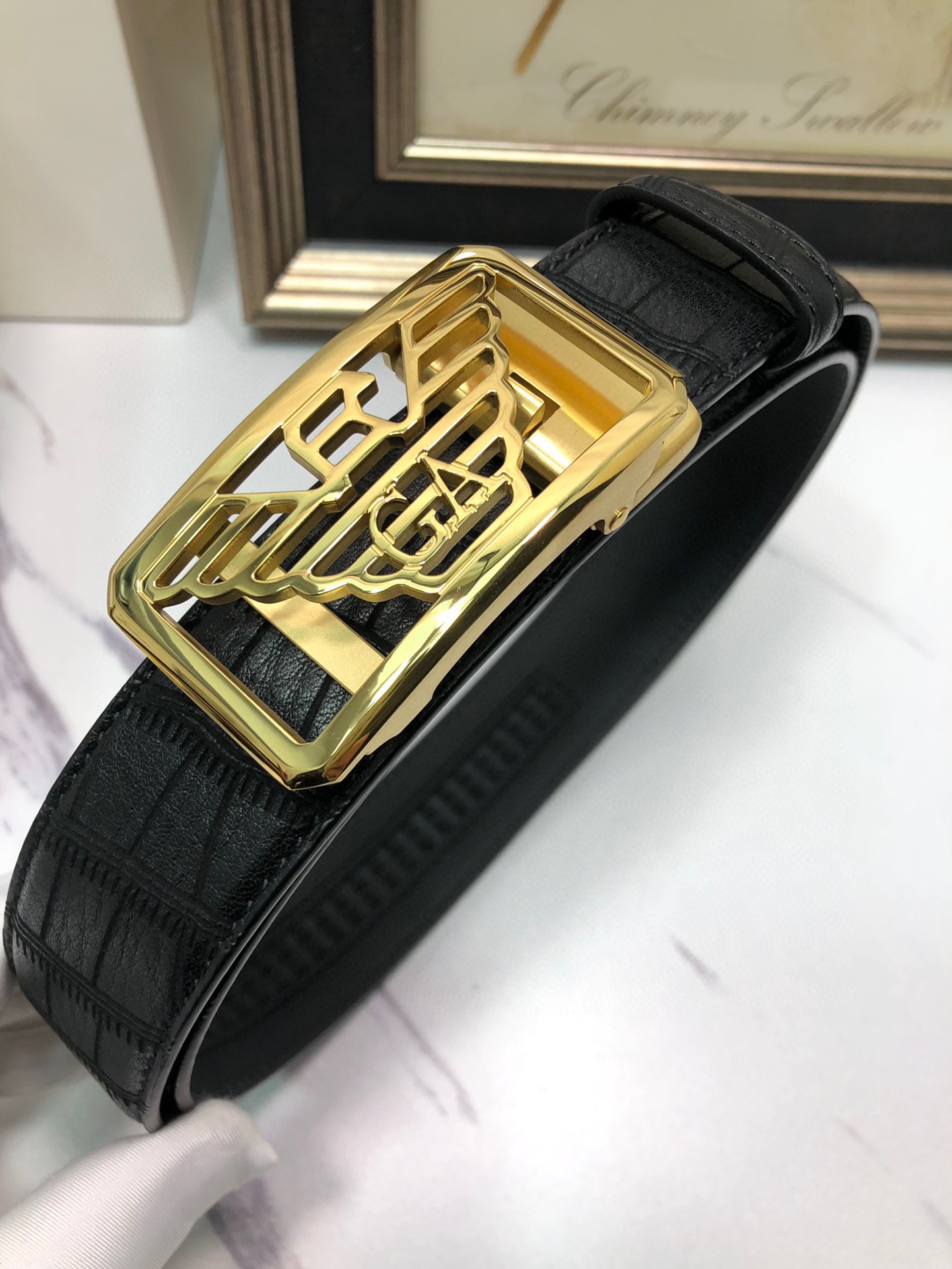 Italian Factory Imported Automatic Cattle-Skin Belts with Tailorable Design