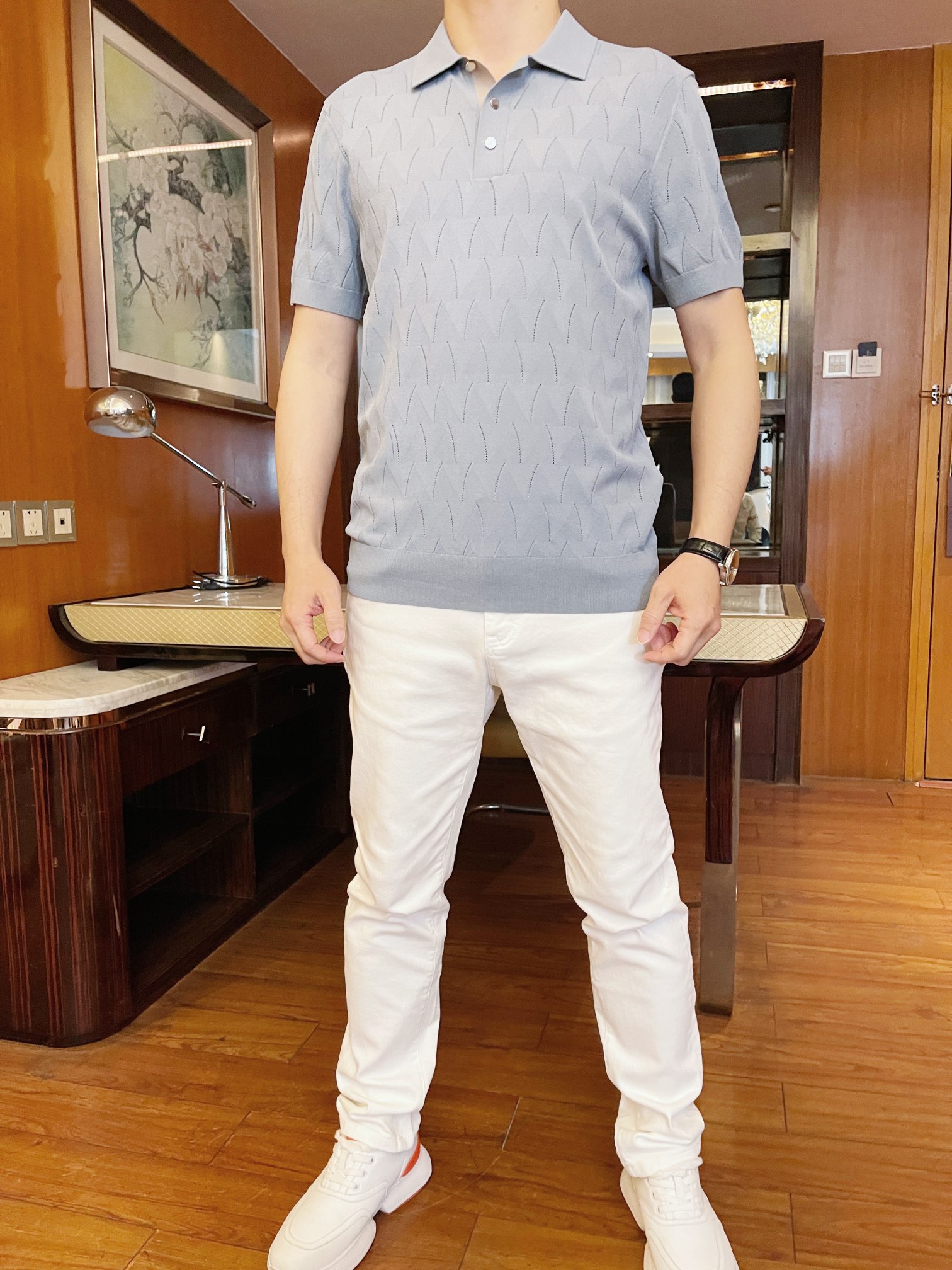 NO:133506,Jenia-2025 counter latest hot-selling Polo, hot-selling items in European and American counters!  Selected Italian imported Yilit fabrics with simple and elegant designs, the hollow design of the whole body is quite elegant, and there is no need to say much about the effect of the upper body. The code number is 48-56 (model 173/130 wears 48, with Hong Kong Lane Crawford gift box packaging), zegna, alexander wang19860909杰尼亚-2025专柜最新爆款Polo出货 欧美专柜热销单品！精选意大利进口伊力特面料搭配简约大方的设计,通体的镂空设计相当彰显雅致 上身效果不用多说.码数48-56（模特173/130穿48、配香港连卡佛礼盒包装）,,zegna,alexander wang,Men's clothing