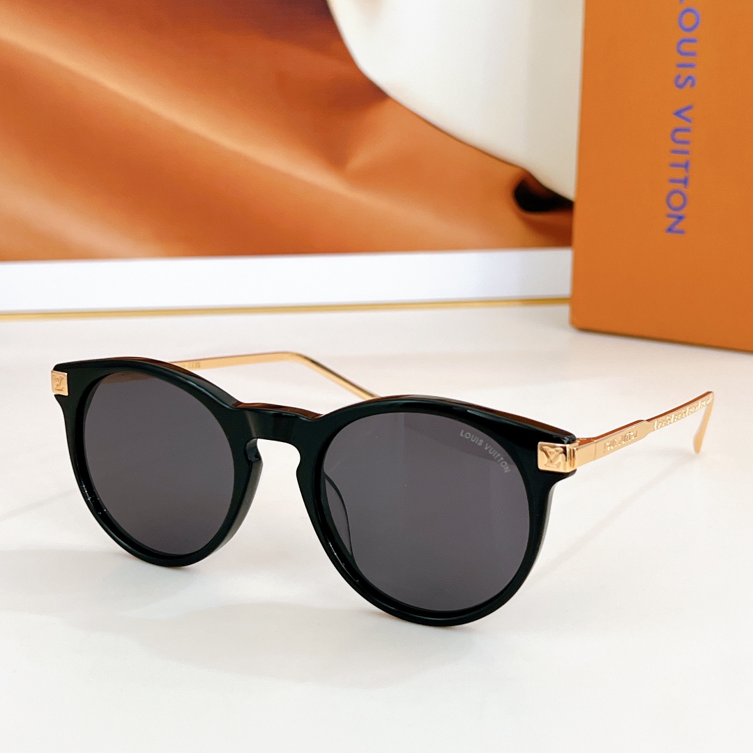  LOUIS VUITTON
MOD：Z1669E
Size：52口21 140
🔝🔝