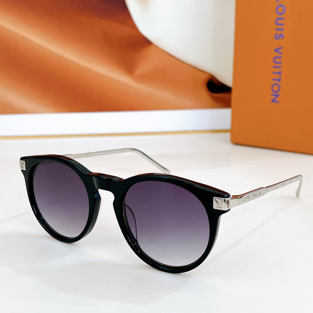  LOUIS VUITTON
MOD：Z1669E
Size：52口21 140
🔝🔝
