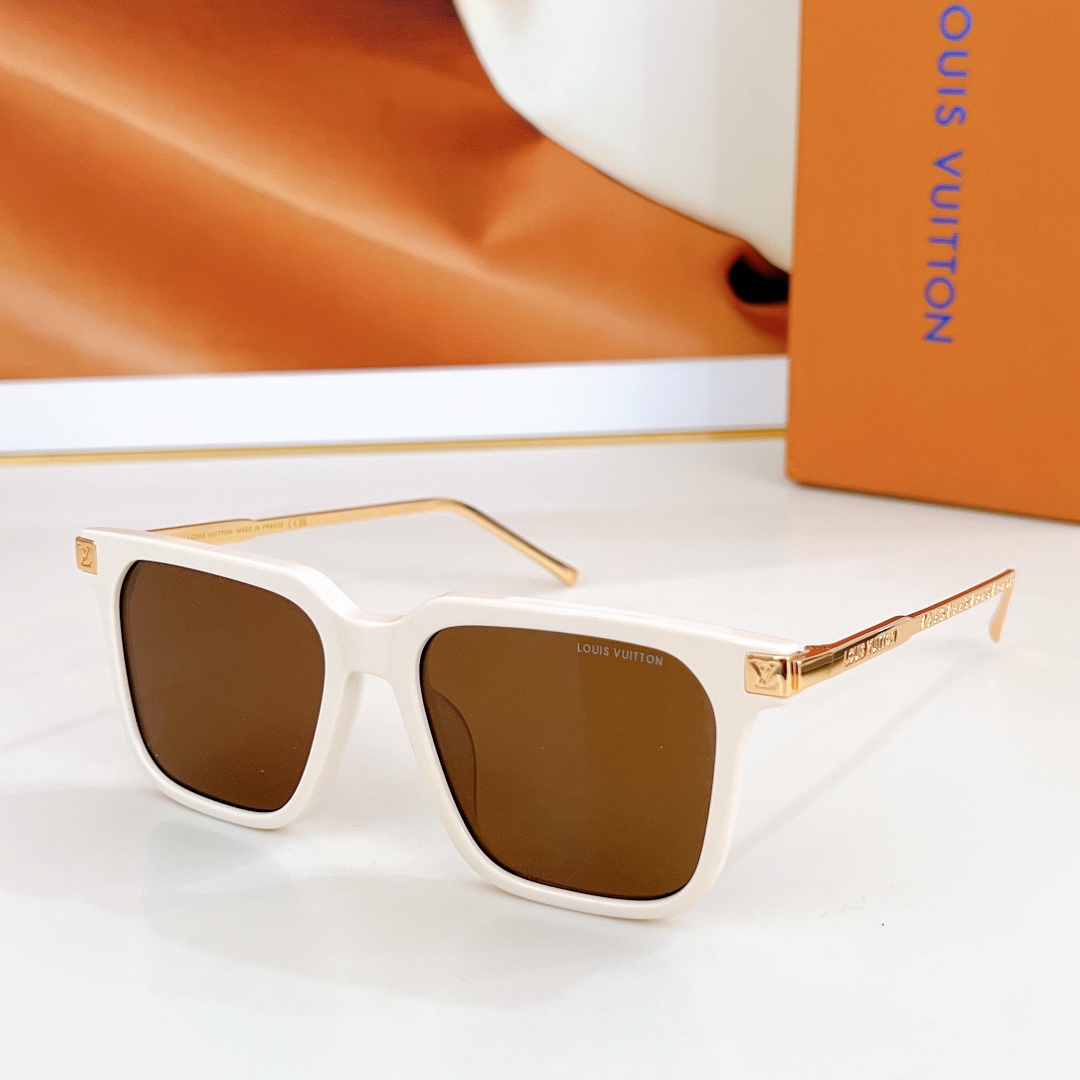  LOUIS VUITTOM
MOD：Z1826W
Size：52口17 140
🔝🔝
