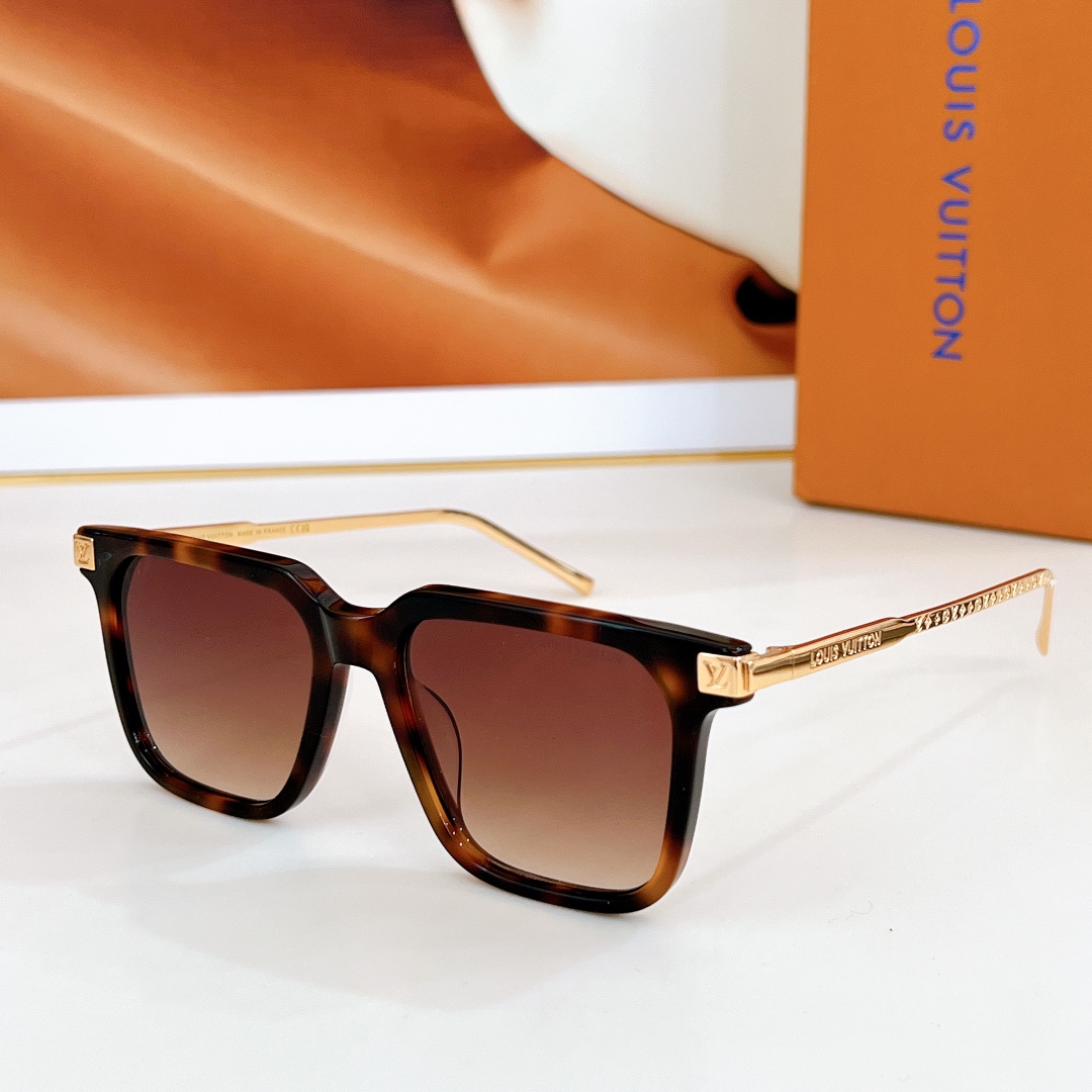  LOUIS VUITTOM
MOD：Z1826W
Size：52口17 140
🔝🔝