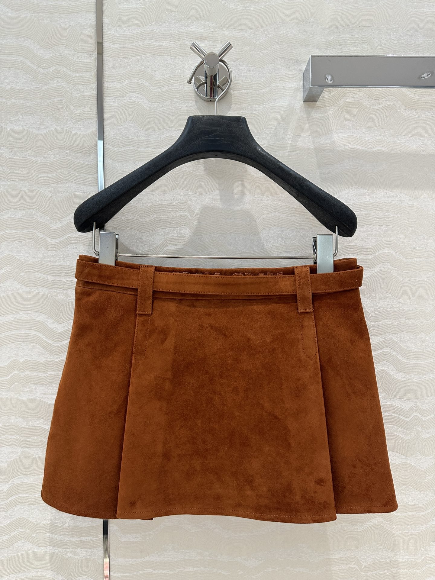 独家首发❤️高端品质控必入！miu系少女可露丽风🤎25早春新品，🤎独家定制麂皮绒面工艺🤞知识分子复古棕色