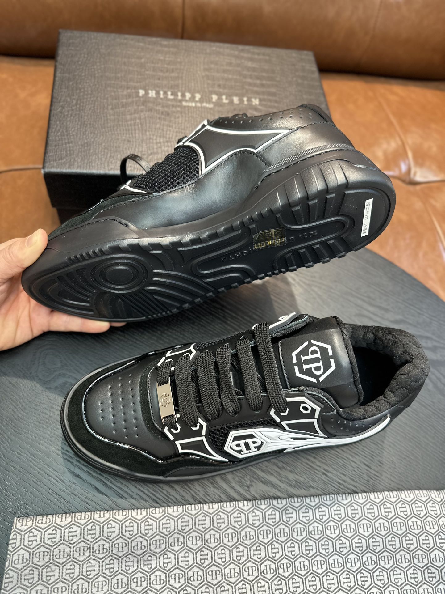 Philipp Plein Men's Leather Sneakers - Punk Style Street Fashion Footwear 6 i1743152850 2690 4