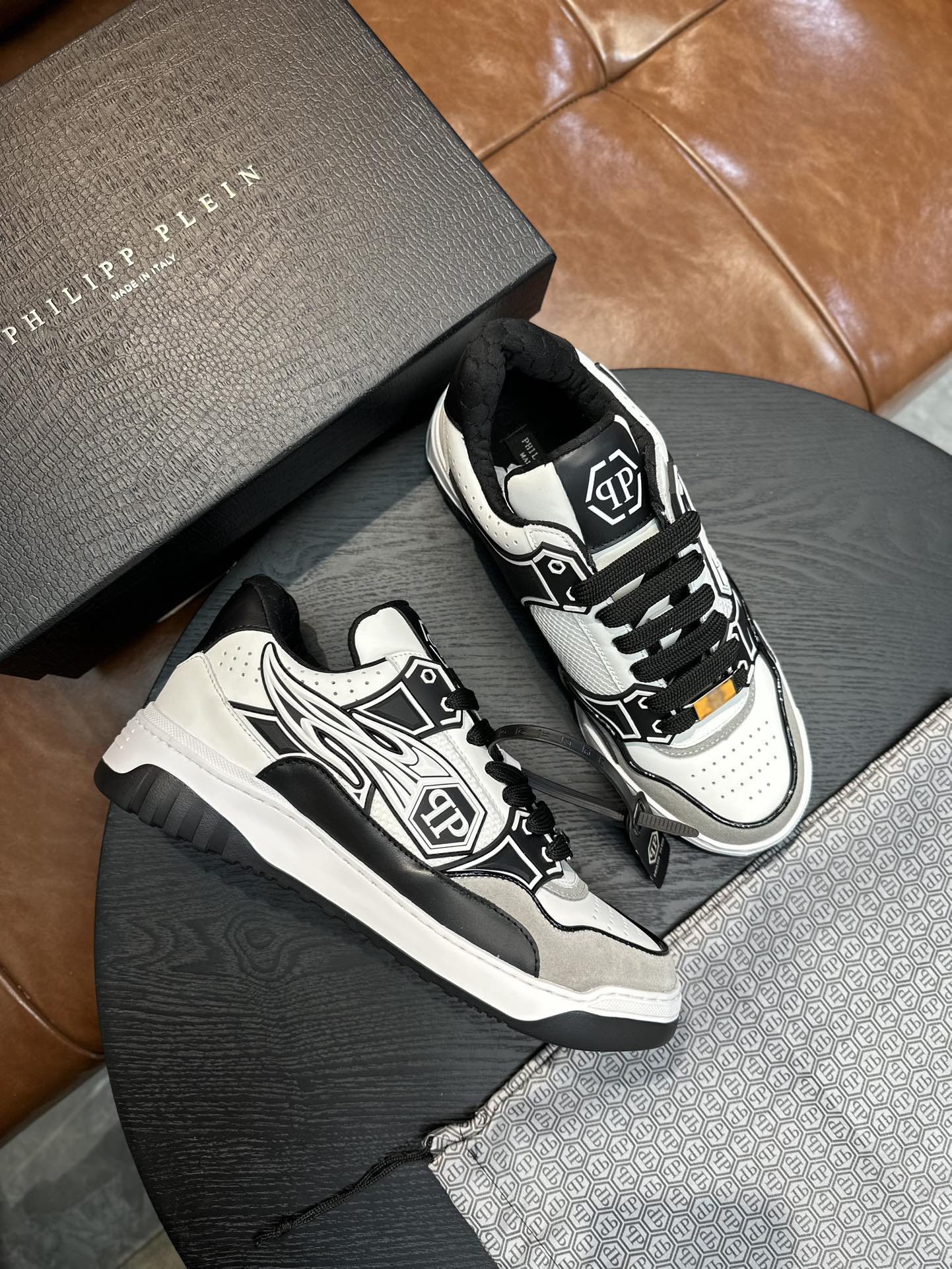 Philipp Plein Men's White Leather & Snake Skin Trim Low-Top Sneakers 6 i1743153266 1639 4