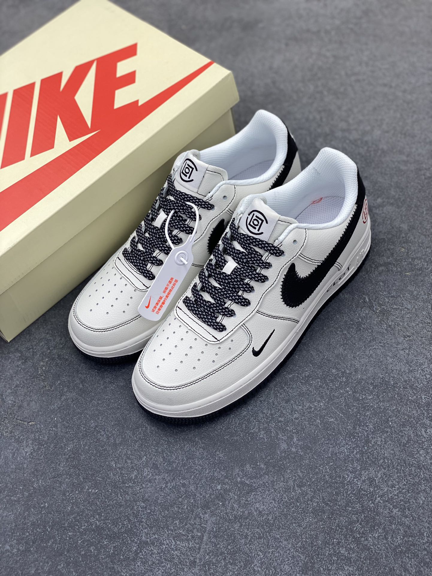 图片[8]-Nike Air Force 1 Low 陈冠希联名 原楦头原纸板 打造纯正空军版型 专注外贸渠道 全掌内置蜂窝气垫 原盒配件 原厂中底钢印、拉帮完美 货号：GX030608 尺码：36 36.5 37.5 38 38.5 39 40 40.5 41 42 42.5 43 44 44.5 45-选品中心