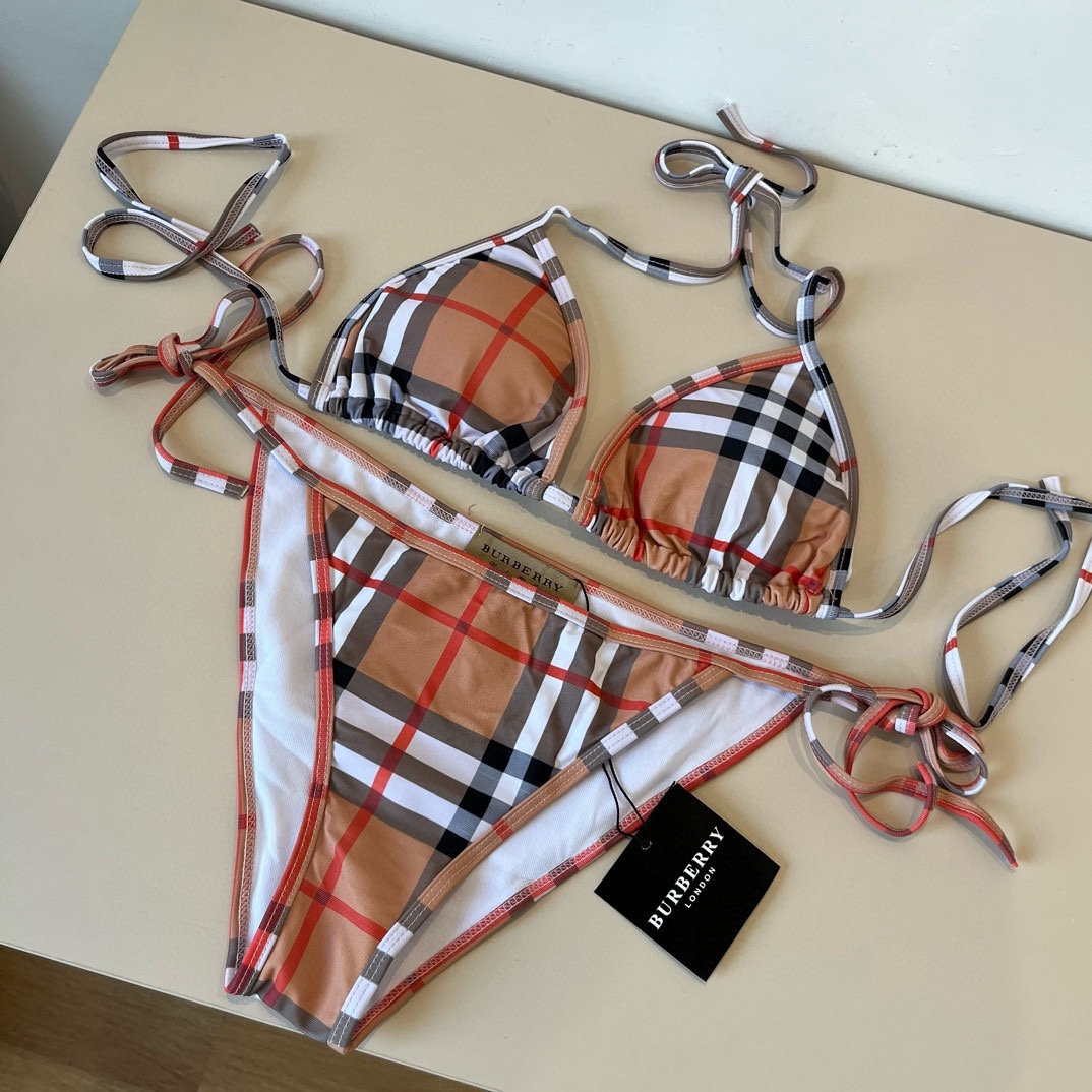 NO:304434,Burberry's classic British swimsuit, the real thing is so beautiful!  If you can't take pictures of it, whoever wears it will be beautiful!  Very worth buying SML XL swimsuits, swimsuits, swimsuits, bikinis, burberry, burberry, swimsuits, bikinis19860909Burberry巴宝莉经典英伦格泳衣,实物实在太美了！拍不出来它的美谁穿谁美！很值得入手 SML XL泳衣泳裤比基尼,泳衣，泳裤，比基尼,burberry,burberry,swimsuits,bikinis,accessory
