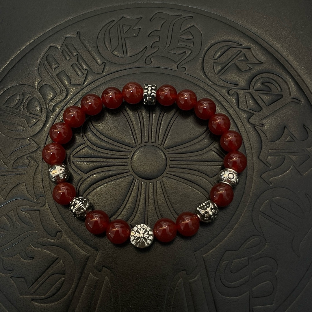 NO:112222,Batch New Model [Counter Quality] Chrome Hearts Croxin Classic Retro Multi-Element Bracelet Bracelet, Kuaishou/ins/Little Red Book Popular, Different Concave and Convex Scout Flowers present unique styles. Cross Scout Flowers are Croxin's logo, so they last longer. Genuine version Chrome Hearts Croxin Difference to the market ordinary light version, match the quality of the version, look at the details of the letter printing, retro and old gray oxygen level. Seiko version!  , jewelry boutique, chrome hearts, chrome hearts, bracelet19860909批 新款【专柜品质】Chrome Hearts克罗心 经典复古多元素手串手链 ,快手/ins/小红书热门,凹凸造型不同的花纹设计风格呈现出与众不同 十字架童军花是克罗心的标志 所以更经久不衰 正品打版Chrome Hearts克罗心 区别市场普通轻版 对版对标品质 看字印细节 复古做旧灰氧程度.精工版本！,饰品精品,chrome hearts,chrome hearts,bracelet,Jewelry