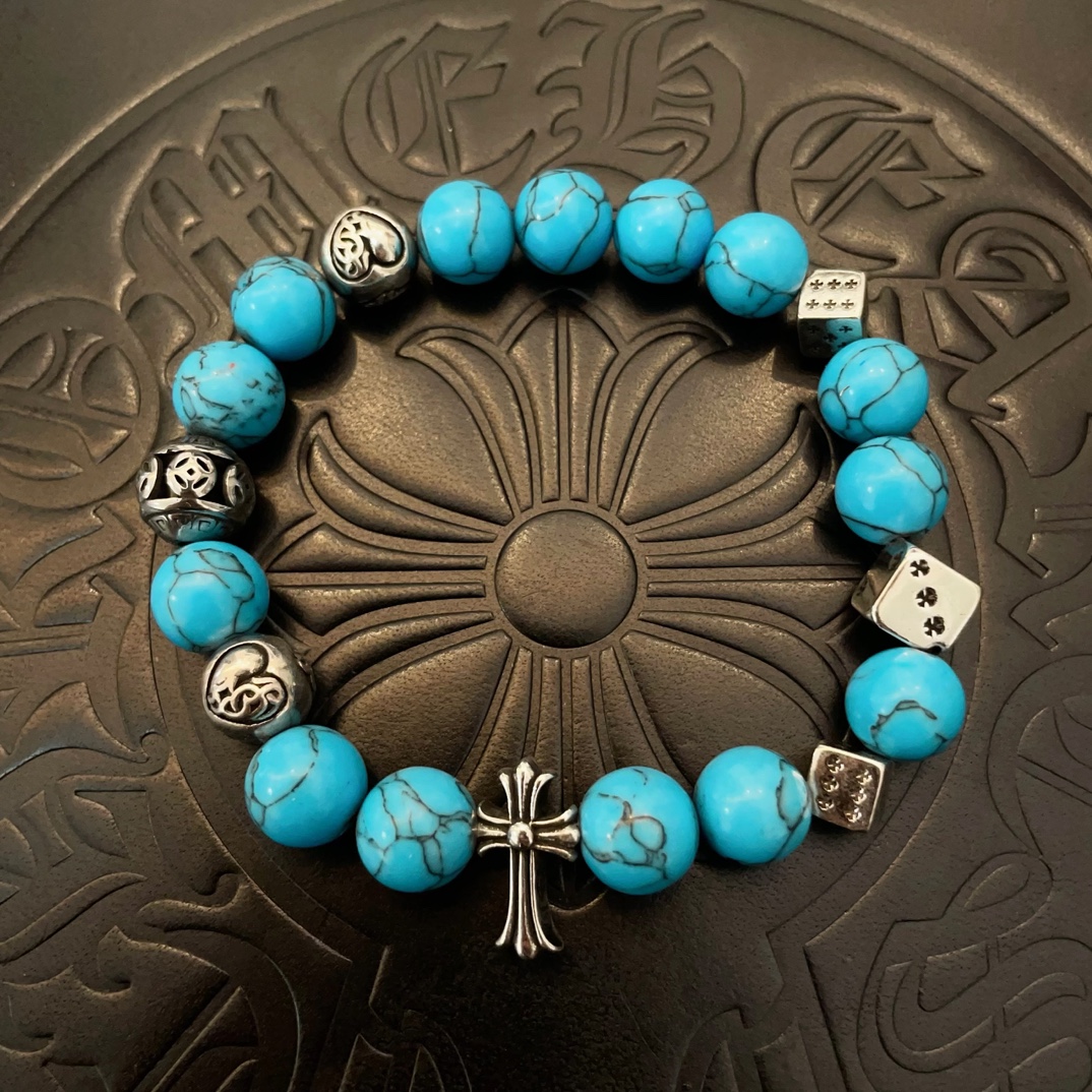 NO:112200,New [Counter Quality] Chrome Hearts Croxin Classic Retro Multi-Element Bracelet Bracelet, Kuaishou/ins/Little Red Book popular, different concave and convex and convex design styles present unique. Cross Scout Flower is Croxin's logo, so it lasts for a long time. Genuine version of Chrome Hearts Croxin, different from the market, benchmark the quality of the version, look at the details of the letter printing, the degree of retro old gray oxygen. Seiko version!  , jewelry boutique, chrome hearts, chrome hearts, bracelet19860909新款【专柜品质】Chrome Hearts克罗心经典复古多元素手串手链 ,快手/ins/小红书热门,凹凸造型不同的花纹设计风格呈现出与众不同 十字架童军花是克罗心的标志 所以更经久不衰 正品打版Chrome Hearts克罗心 区别市场普通轻版 对版对标品质 看字印细节 复古做旧灰氧程度.精工版本！,饰品精品,chrome hearts,chrome hearts,bracelet,Jewelry