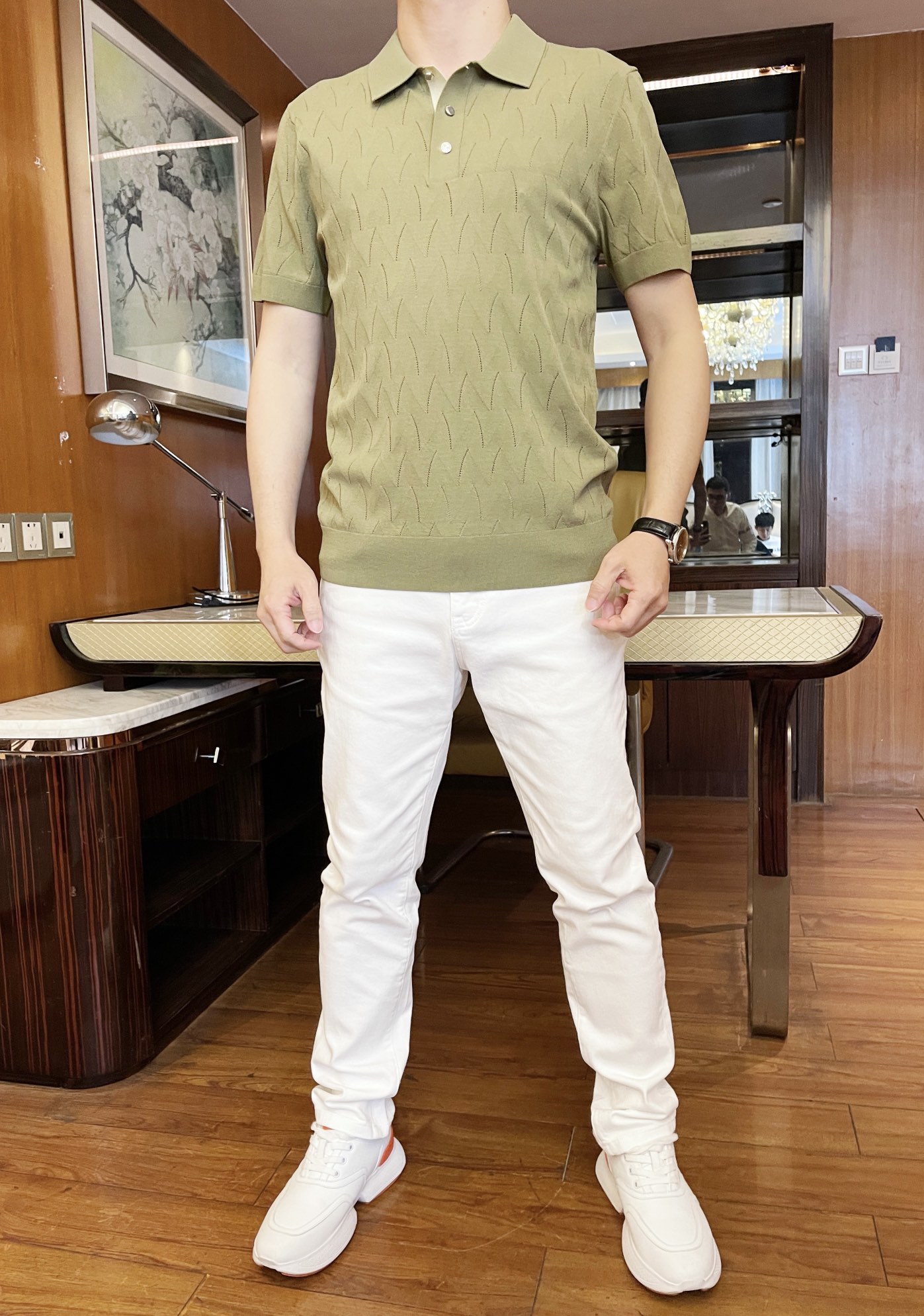 NO:134725,Jenia-2025 counter latest hot-selling Polo, hot-selling items in European and American counters!  Selected Italian imported Yilit fabrics with simple and elegant designs, the hollow design of the whole body is quite elegant, and there is no need to say much about the effect of the upper body. The code number is 48-56 (model 173/130 wears 48, with Hong Kong Lane Crawford gift box packaging), zegna, alexander wang19860909杰尼亚-2025专柜最新爆款Polo出货 欧美专柜热销单品！精选意大利进口伊力特面料搭配简约大方的设计,通体的镂空设计相当彰显雅致 上身效果不用多说.码数48-56（模特173/130穿48、配香港连卡佛礼盒包装）,,zegna,alexander wang,Men's clothing