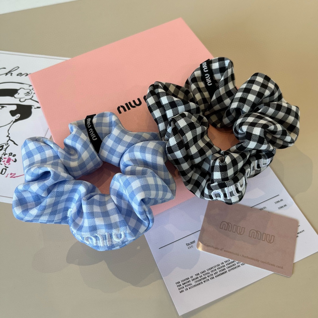 one hundred and thirty. miumiu muse, blue, black - 图片 5