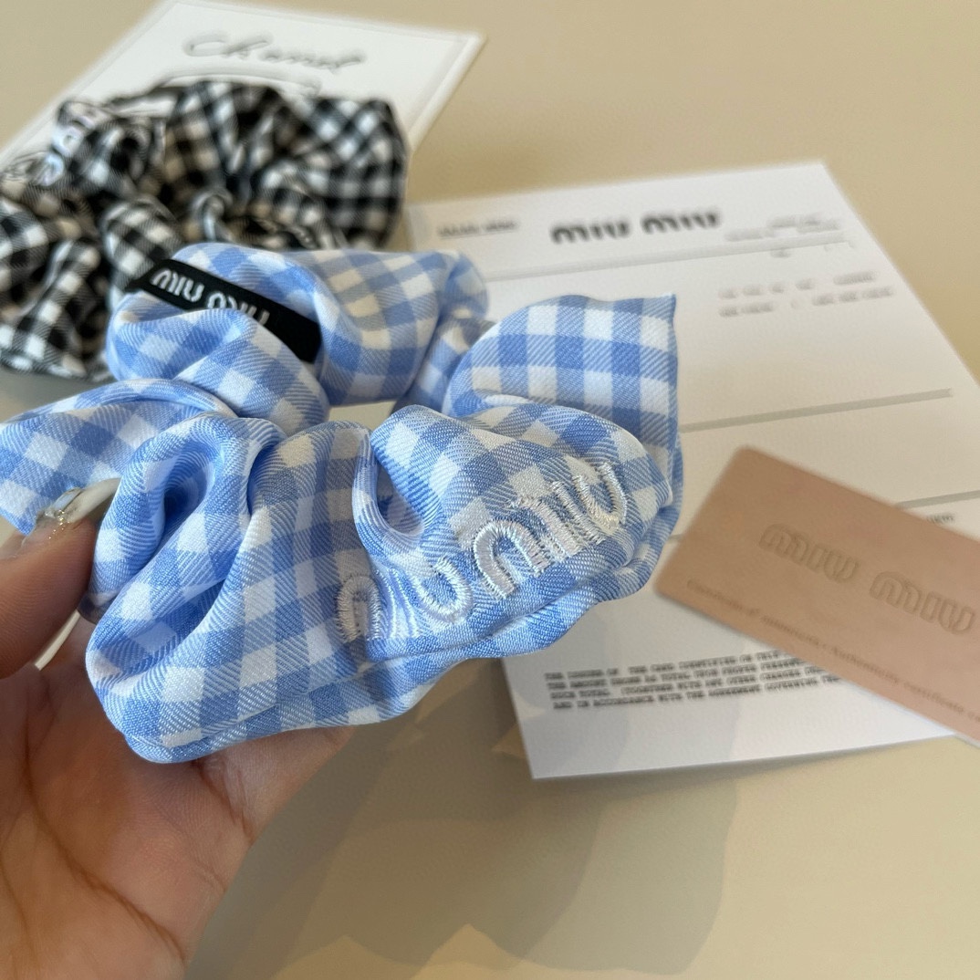 one hundred and thirty. miumiu muse, blue, black - 图片 3