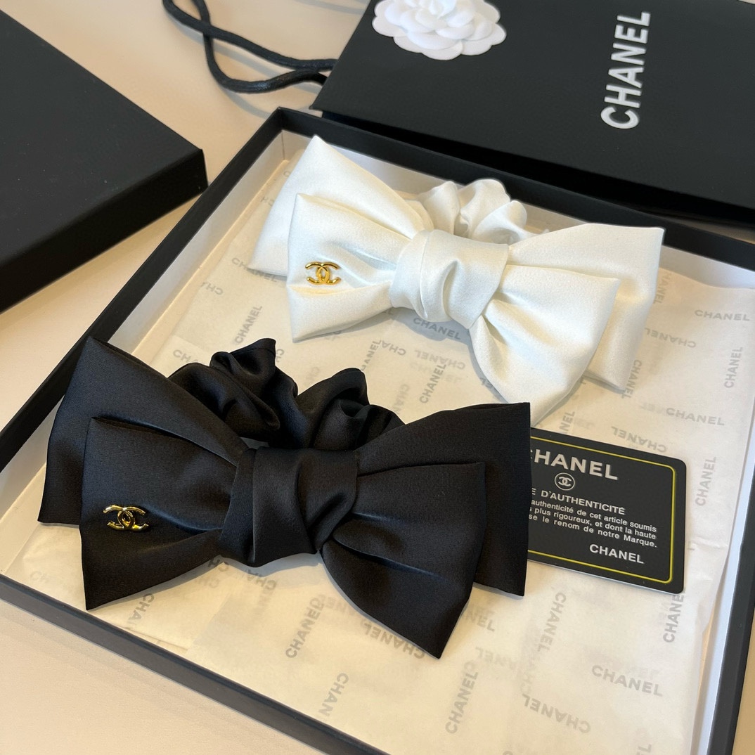 One hundred and thirty. Chanel Chanel’s hair coop, black, white - 图片 5