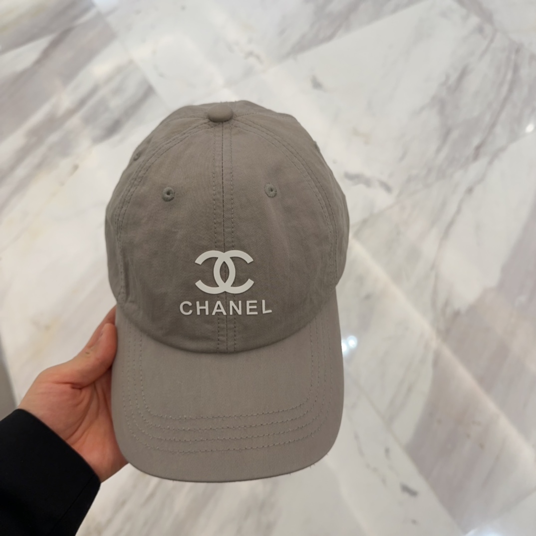 NO:227313,Chanel CHANEL new baseball cap, small scent logo classic simple, fashionable and casual design running new hat straw hat fisherman hat baseball cap, hat, chanel, chanel, espadrilles, hats19860909香奈儿CHANEL 新品棒球帽,小香logo经典简约,时尚休闲设计 跑量新品帽子草帽渔夫帽棒球帽,帽子,chanel,chanel,espadrilles,hats,hat