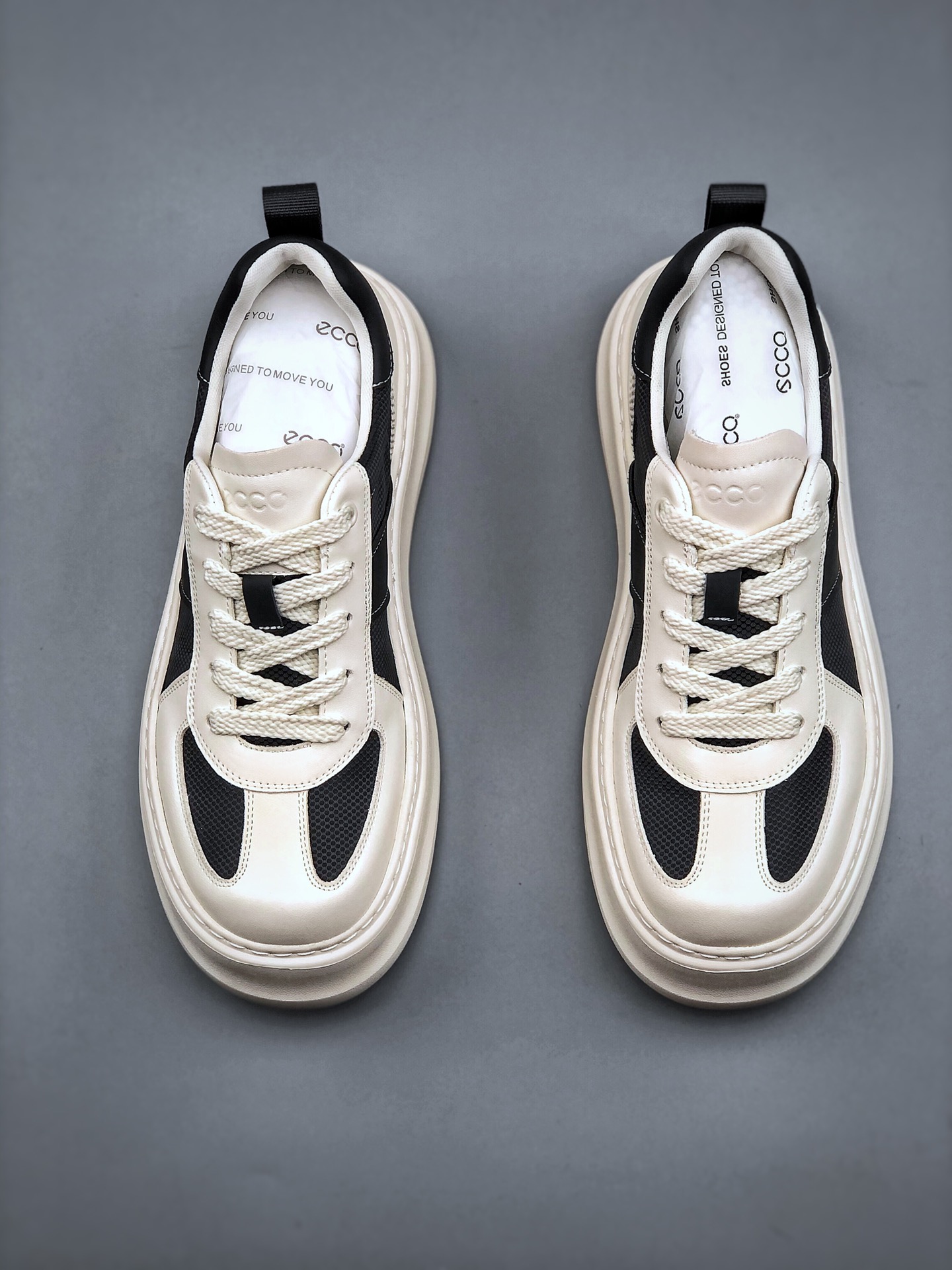 280   ECCO爱步男款休闲鞋 25年新品舒适耐磨平底板鞋